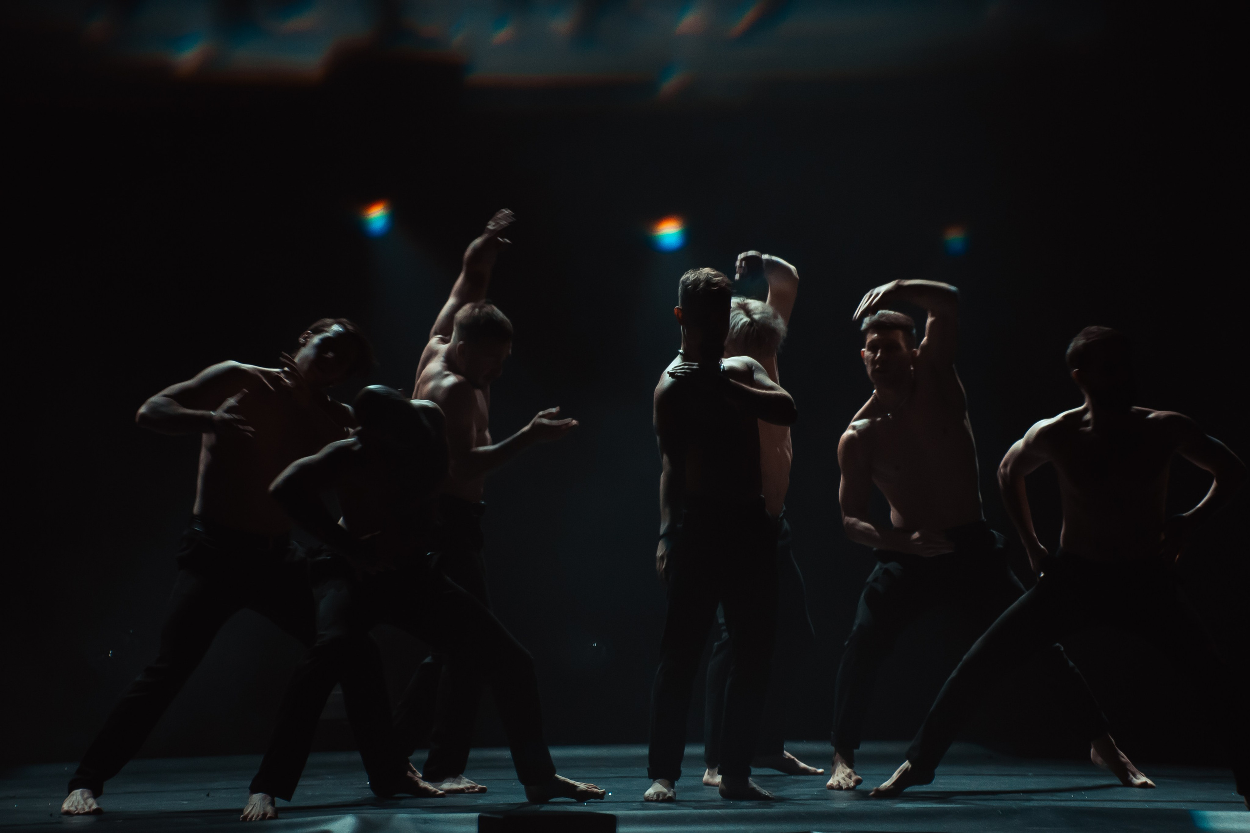 Шоу под дождем, Гранд Холл Сибирь, 20.02.2026. Фотограф Регина Крикунова г. Красноярск