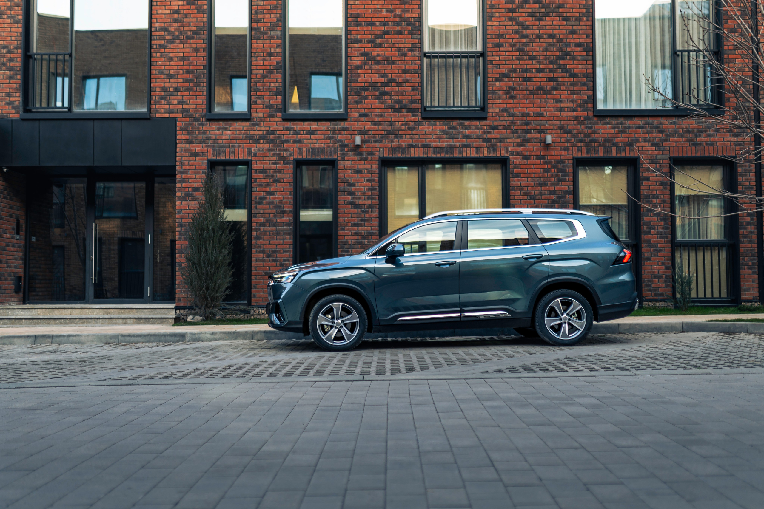 Geely Okovango. Чен Станислав | Автомобильный фотограф | Алматы, Казахстан