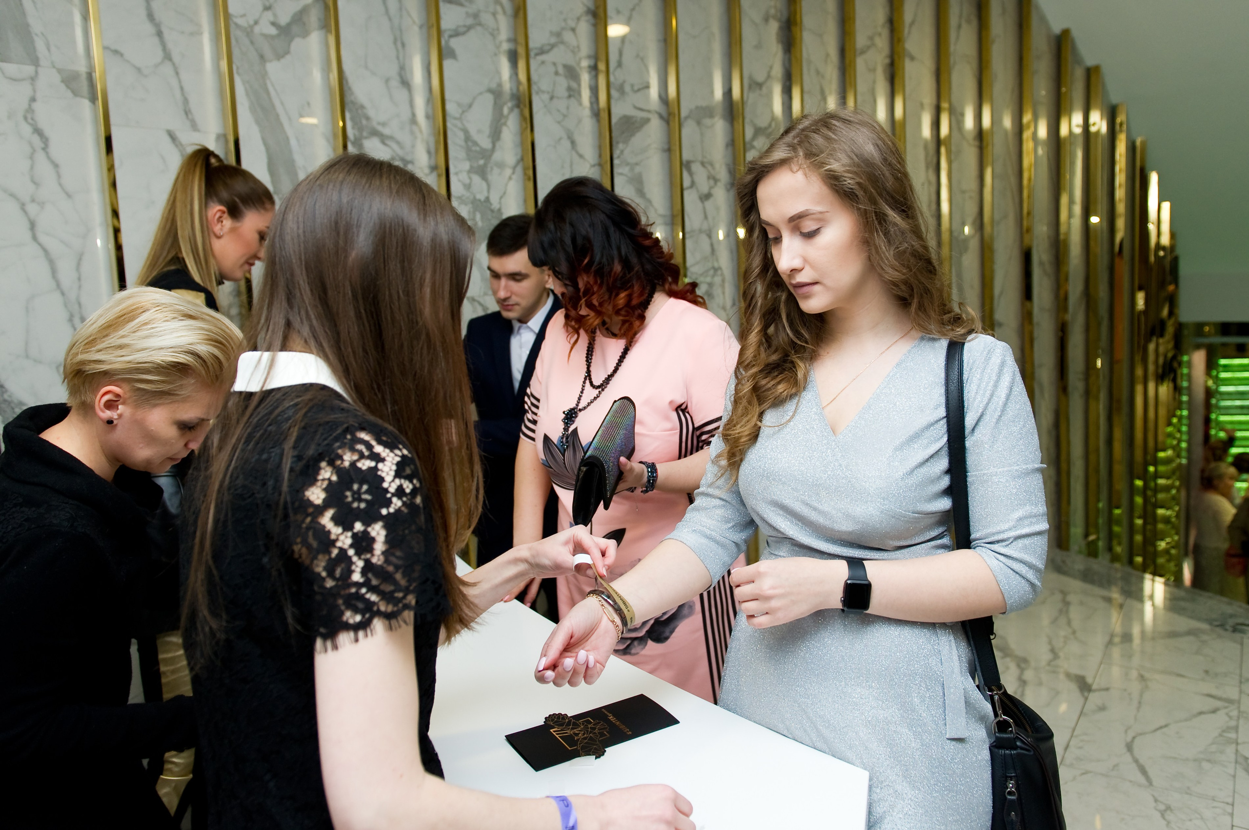 Новогодний корпоратив Сибинтек. Репортажный фотограф и видеограф Слава Думчев. Тимбилдинги, отчетники, корпоративы