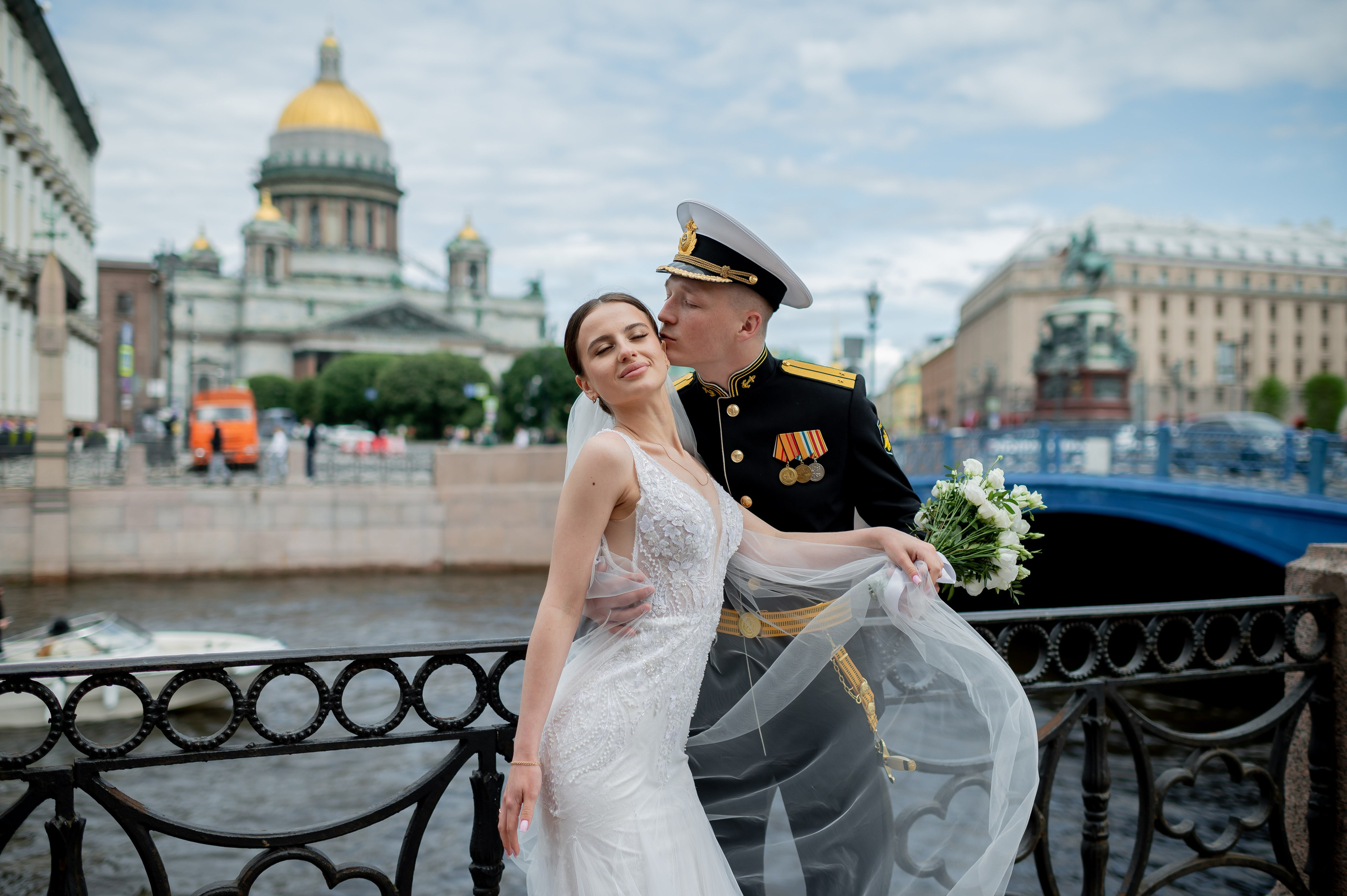 Елизавета и Максим (фотосессия у Дворца Штиглица, набережная Мойки и у Законодательного собрания). Портретный, семейный и свадебный фотограф в Санкт-Петербурге и в Пушкине Ширяев Денис