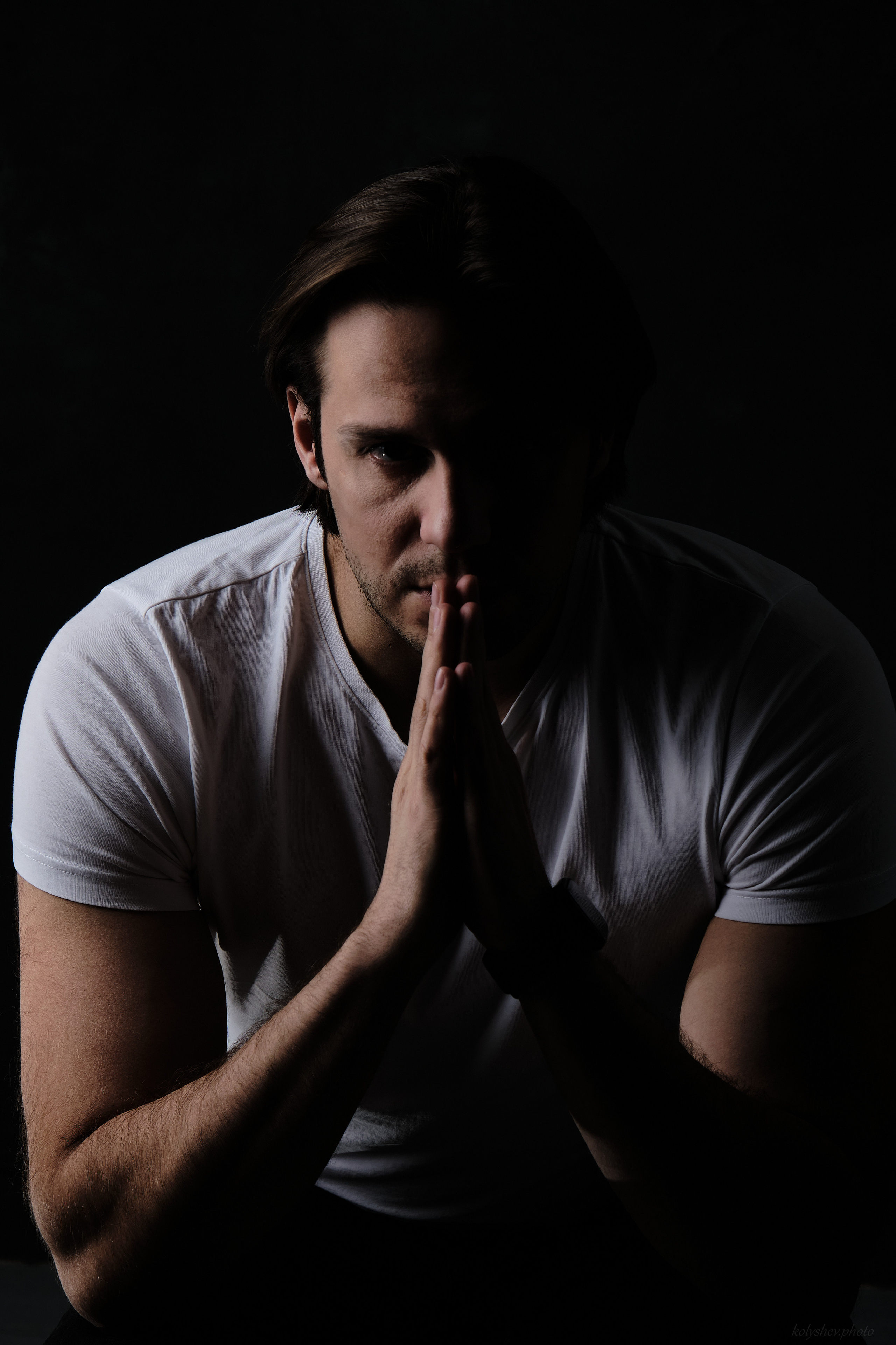 фотосессия для мужчины в студии в Коломне