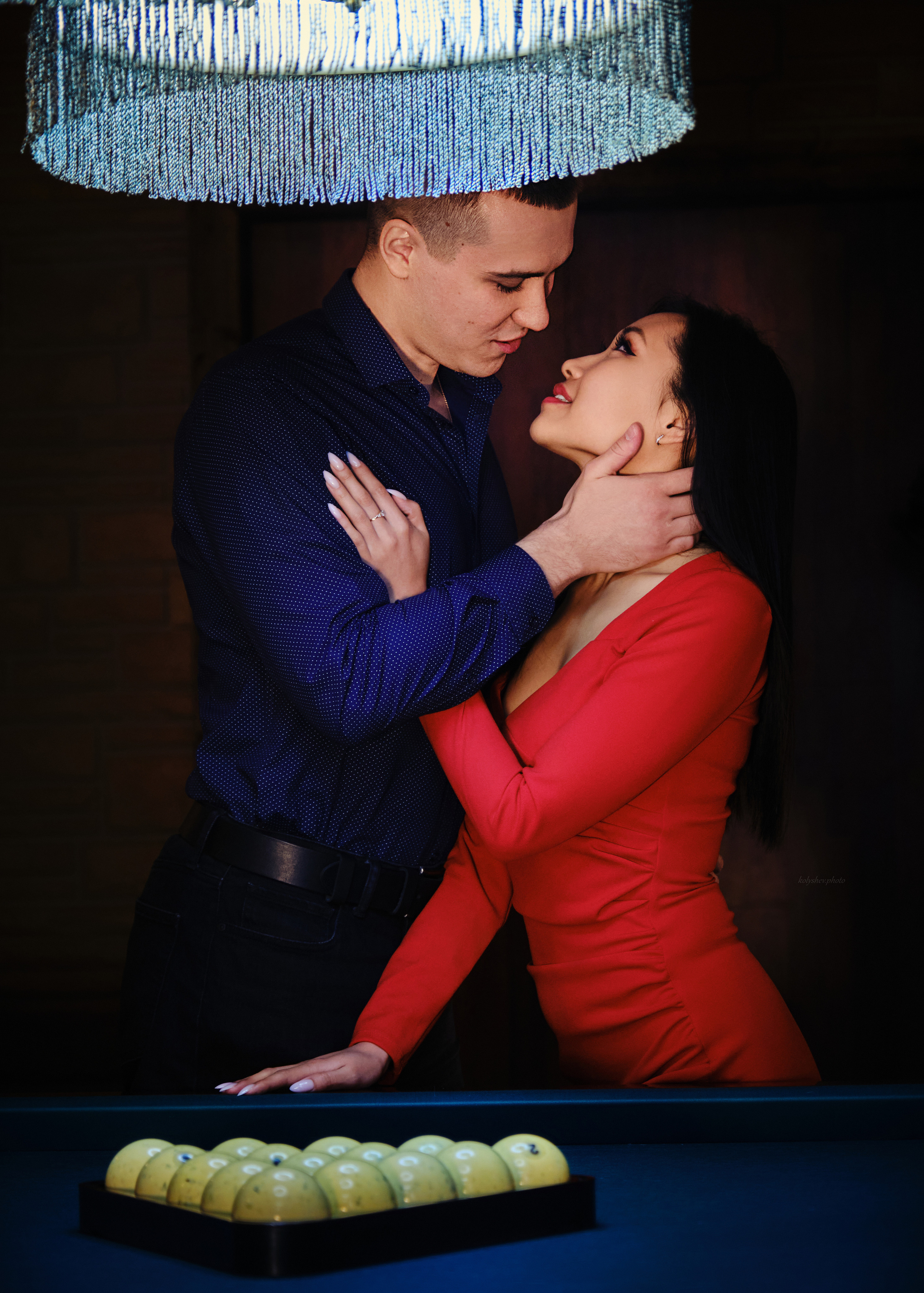 Фотосессия лавстори в Москве. Портретный фотограф на новый год в Москве Виктория Колышева