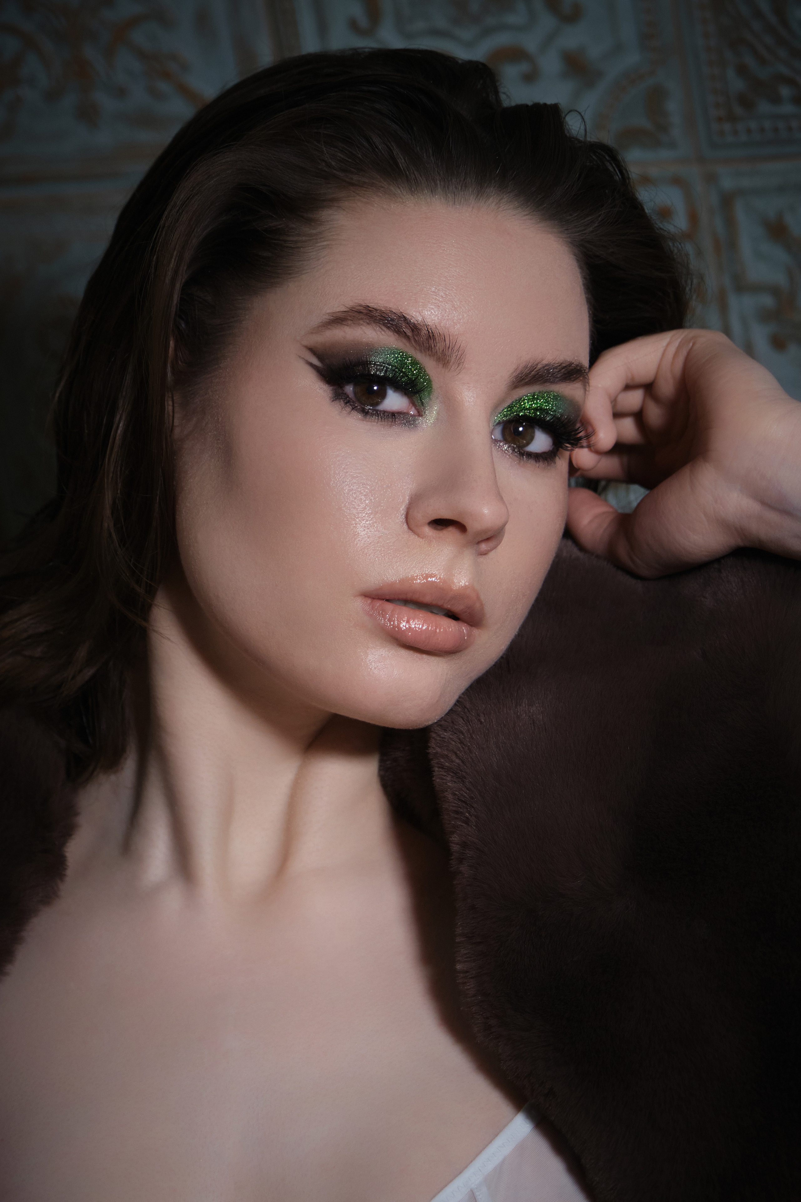 Женская будуарная фотосессия. Портретный фотограф на новый год в Москве Виктория Колышева