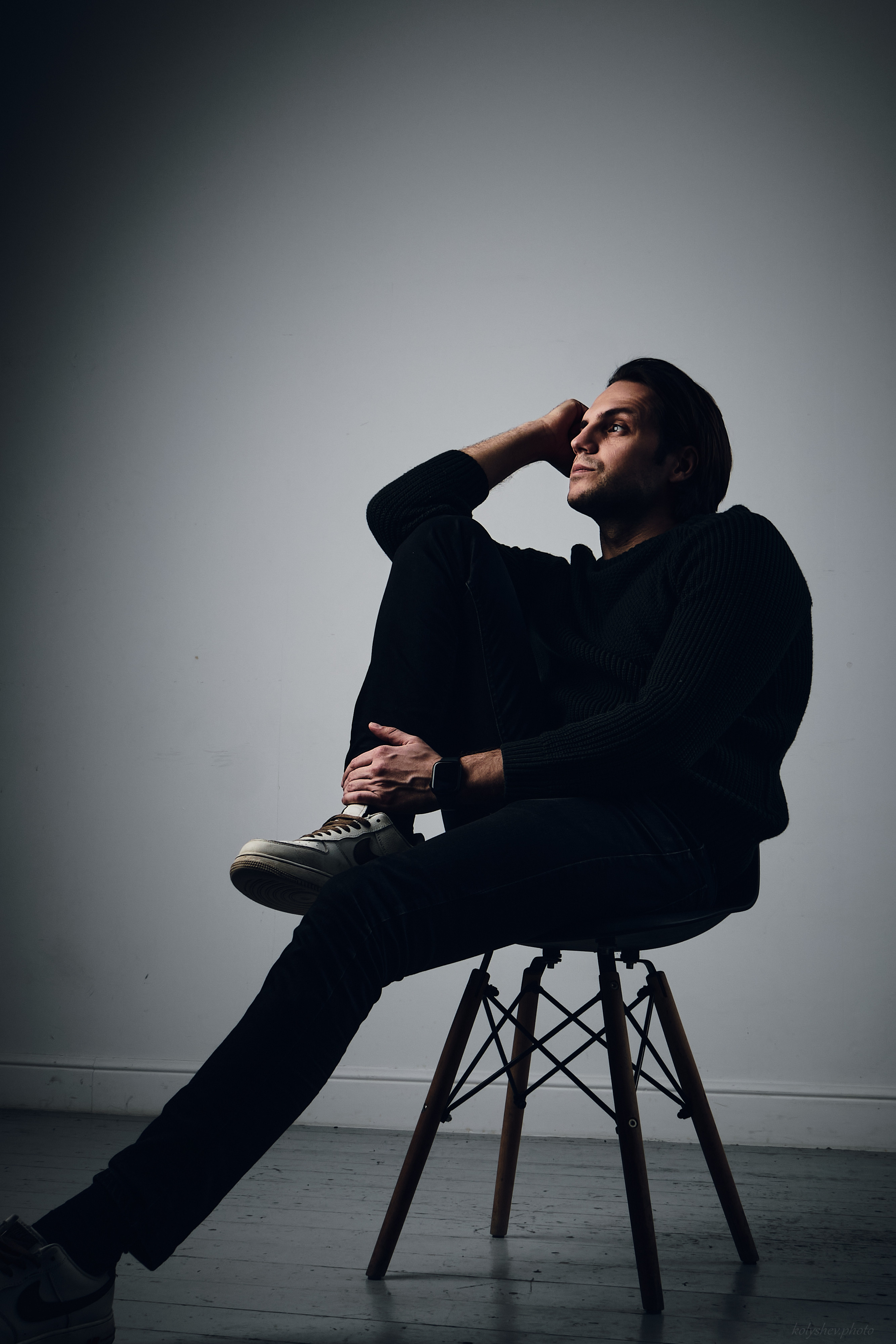 фотосессия для мужчины в студии в Электростали фотограф Колышева Виктория