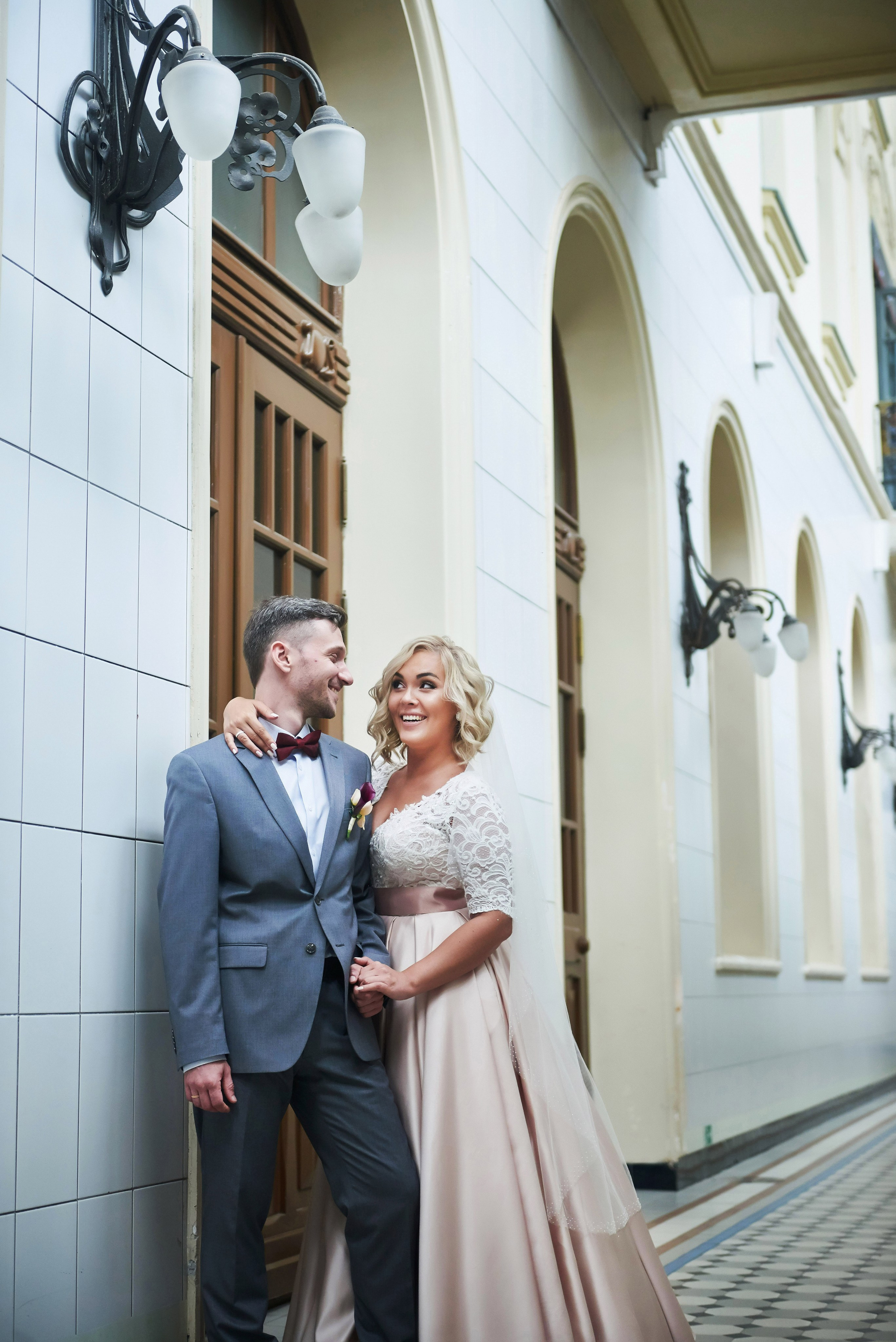 Марта и Анатолий (фотосессия на Витебском вокзале). Портретный, семейный и свадебный фотограф в Санкт-Петербурге и в Пушкине Ширяев Денис