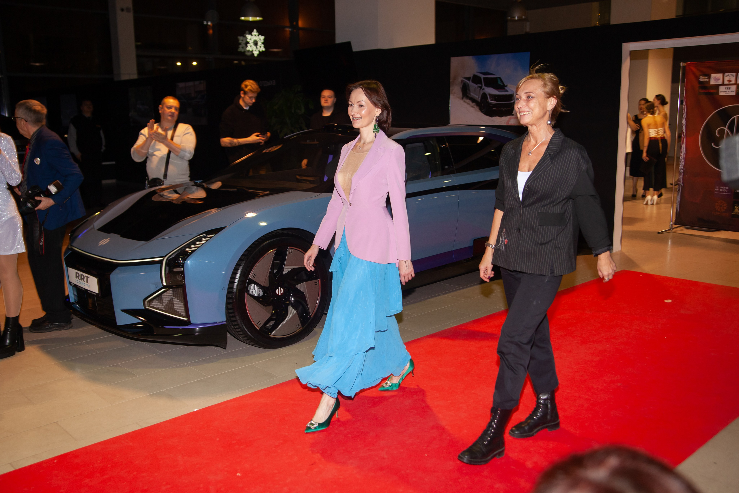 Аллея моды. 22 декабря 2023 г. RRT Пулково. Портретный фотограф в СПб Ирина Маринина