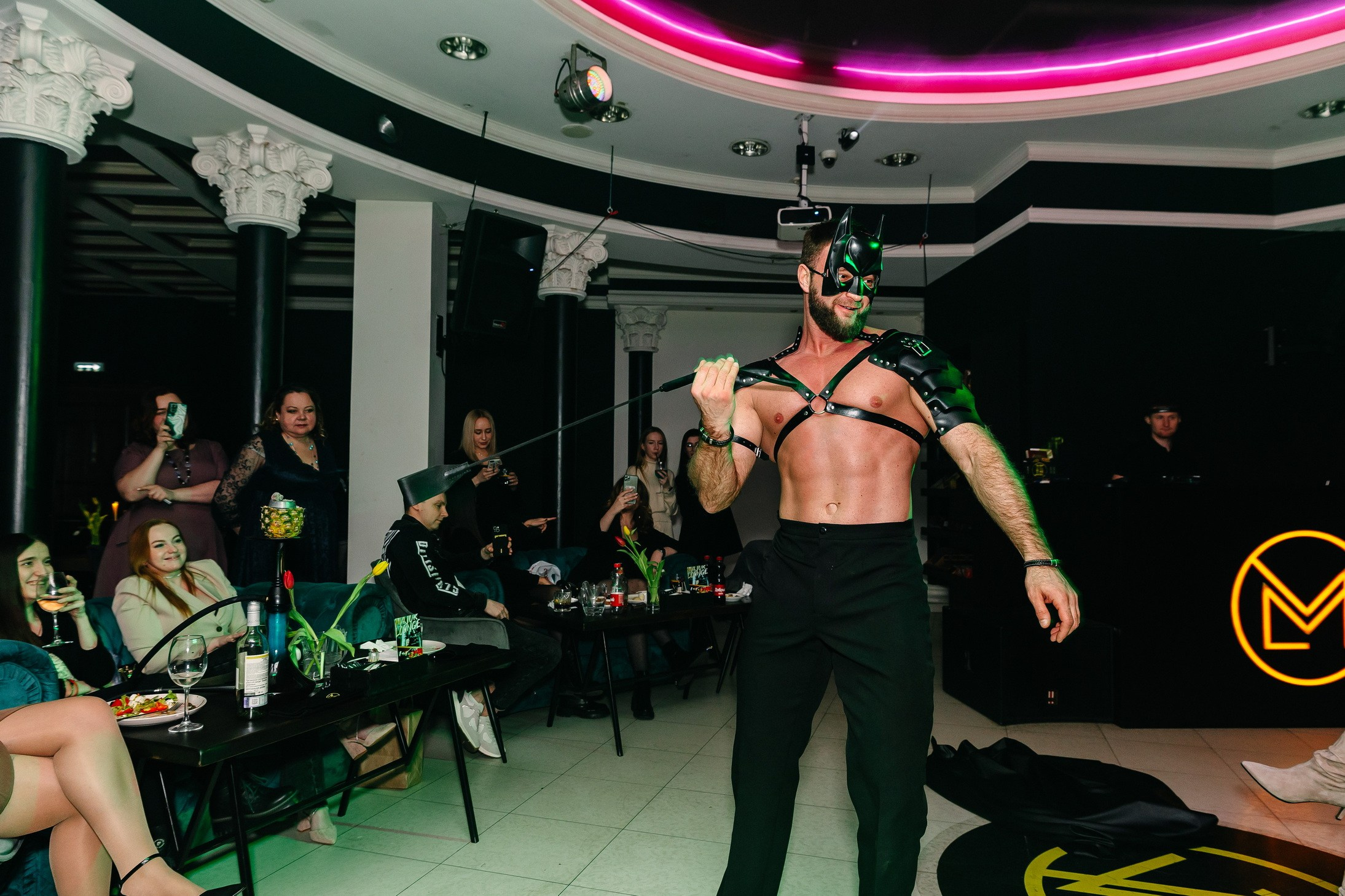 8 марта в лаунж-баре Major 2024. Свадебный, семейный и детский фотограф в Калининграде Елена Кравцова