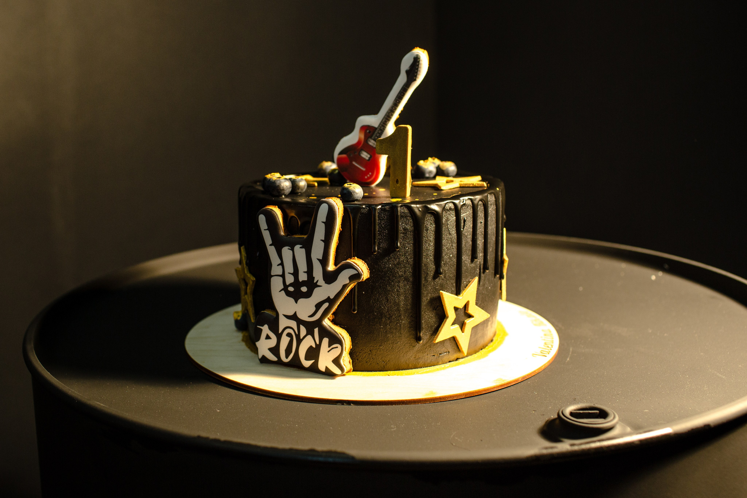 Smash cake/rock and roll. Свадебный фотограф Кирилл Белый