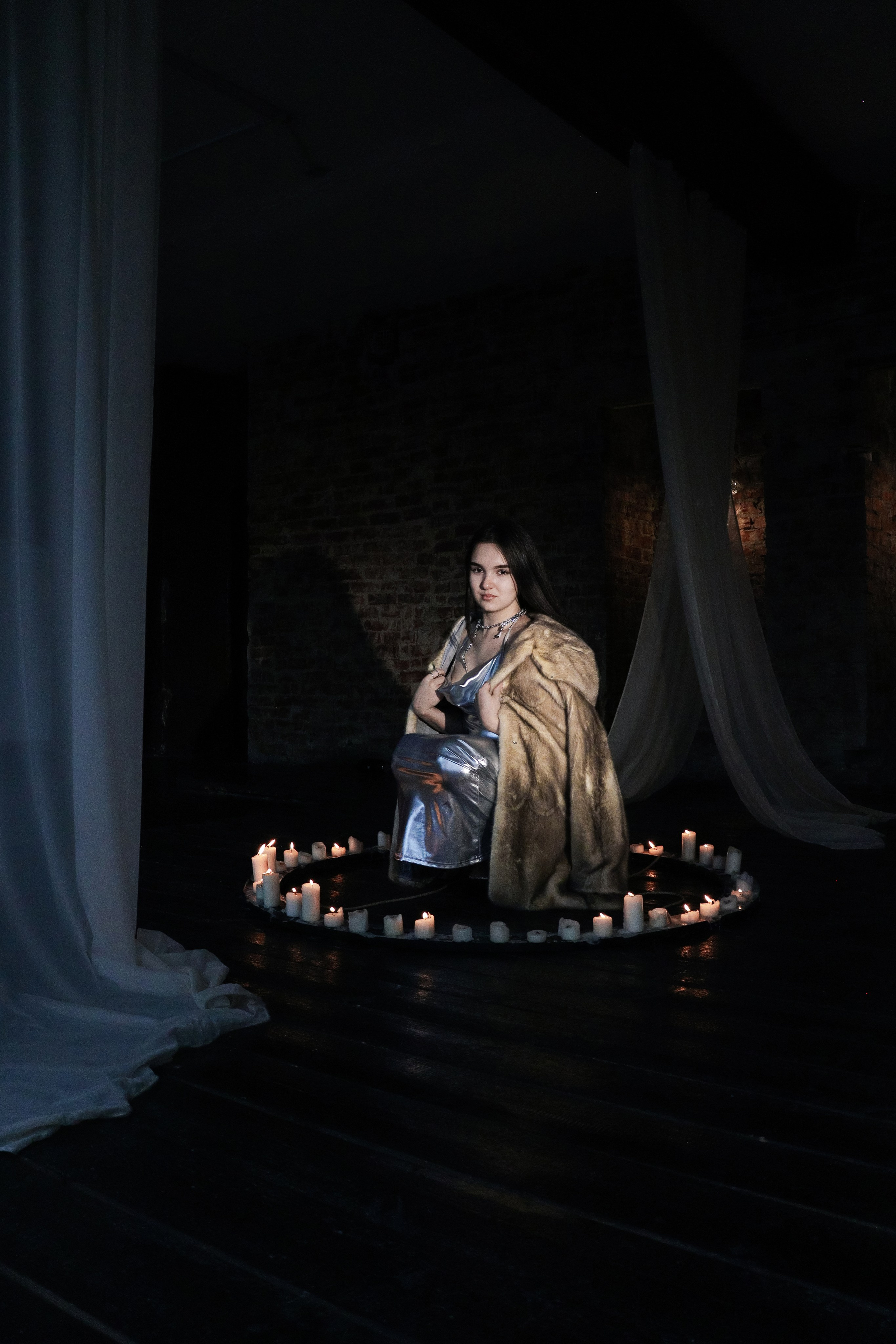 Дьявол носит серебро. 