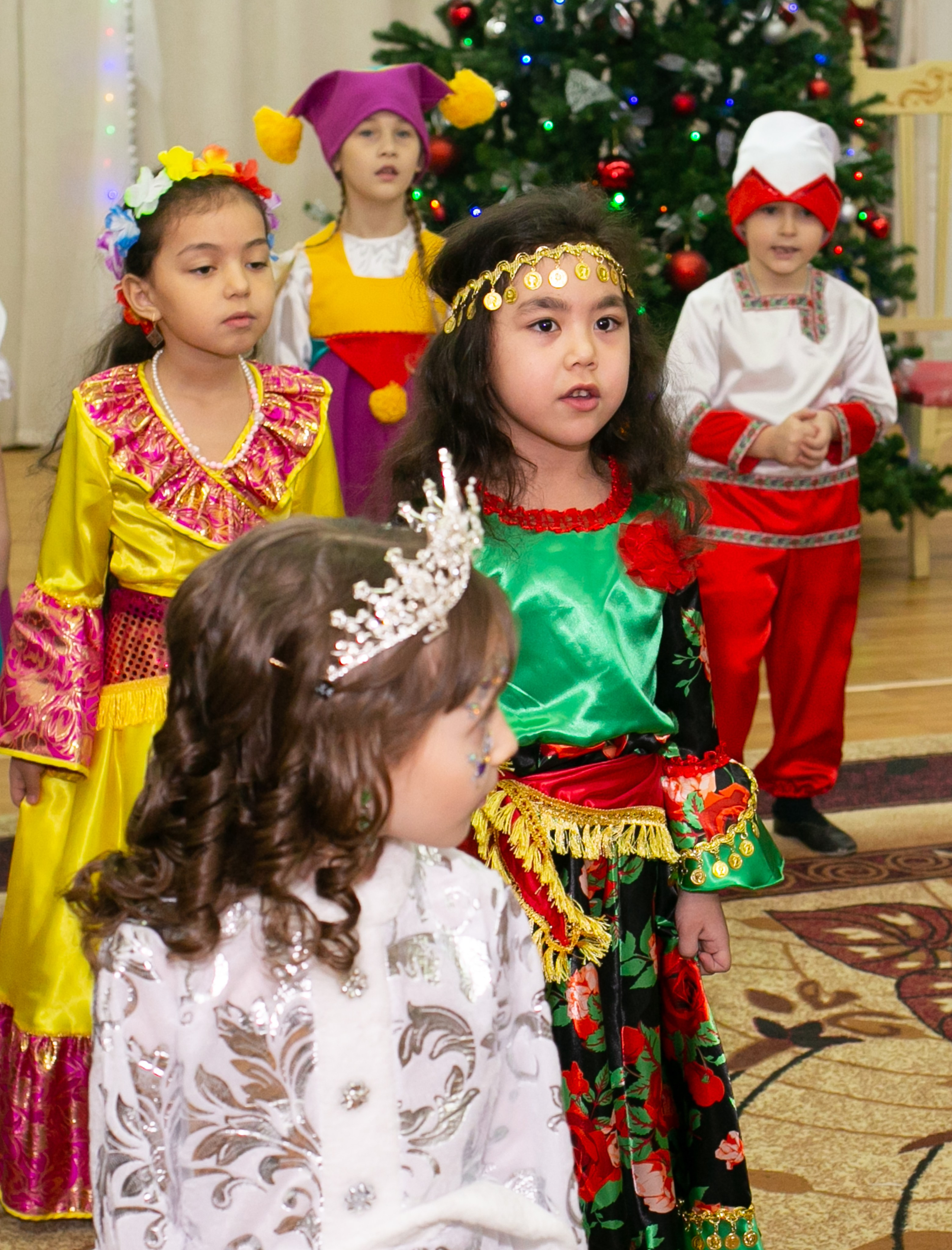 Выпускные и Утренники. Фотограф новорожденных и семейный фотограф НСО г. Бердск Марина Львова