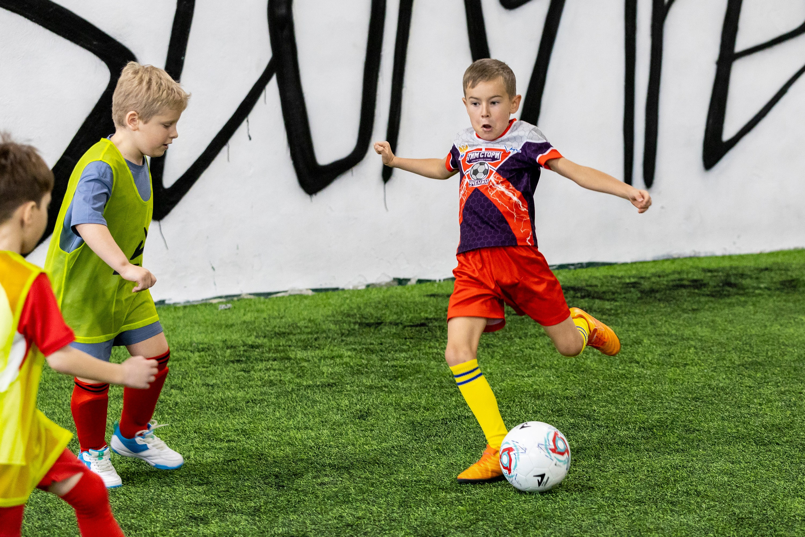 Детский футбол. Спортивный и репортажный фотограф в Екатеринбурге Пустовая Аделя