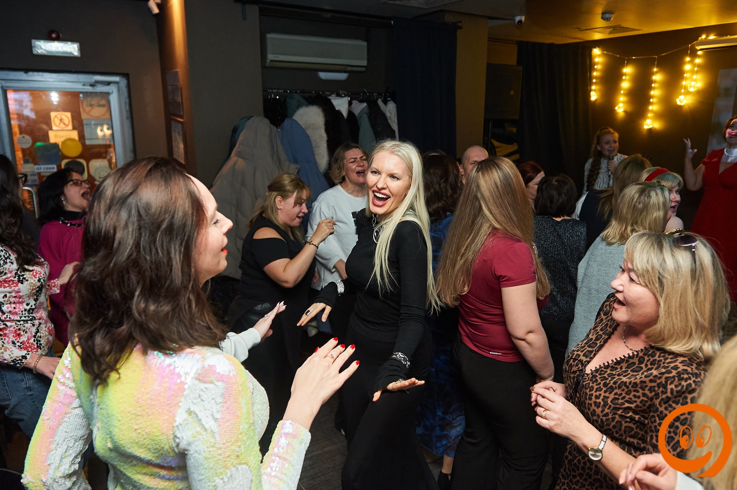 Поющие в ночи. Караоке-вечеринка | 06.01.25. Галерея Фантим