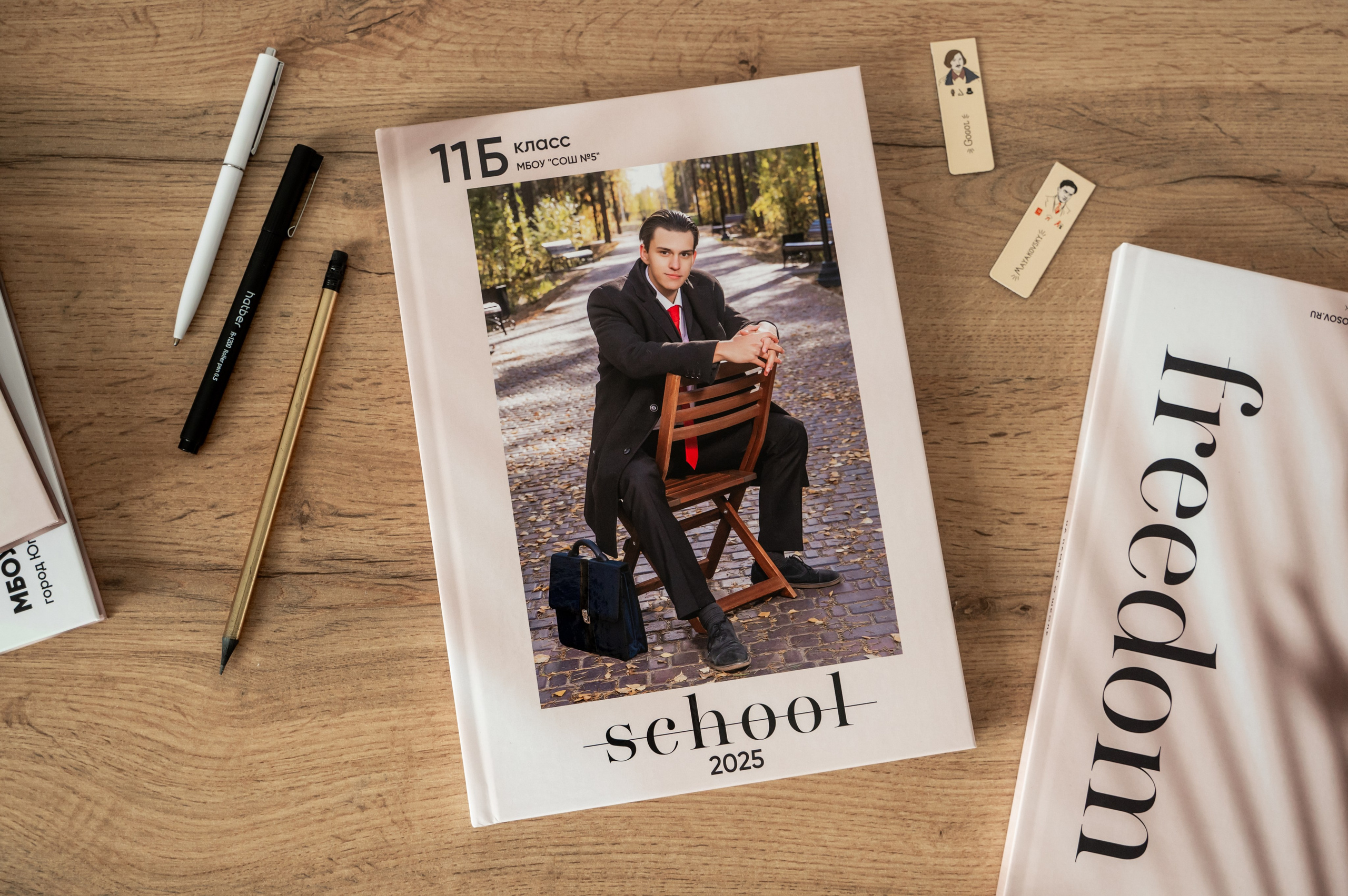 Стильные выпускные альбомы для 9-11 классов
