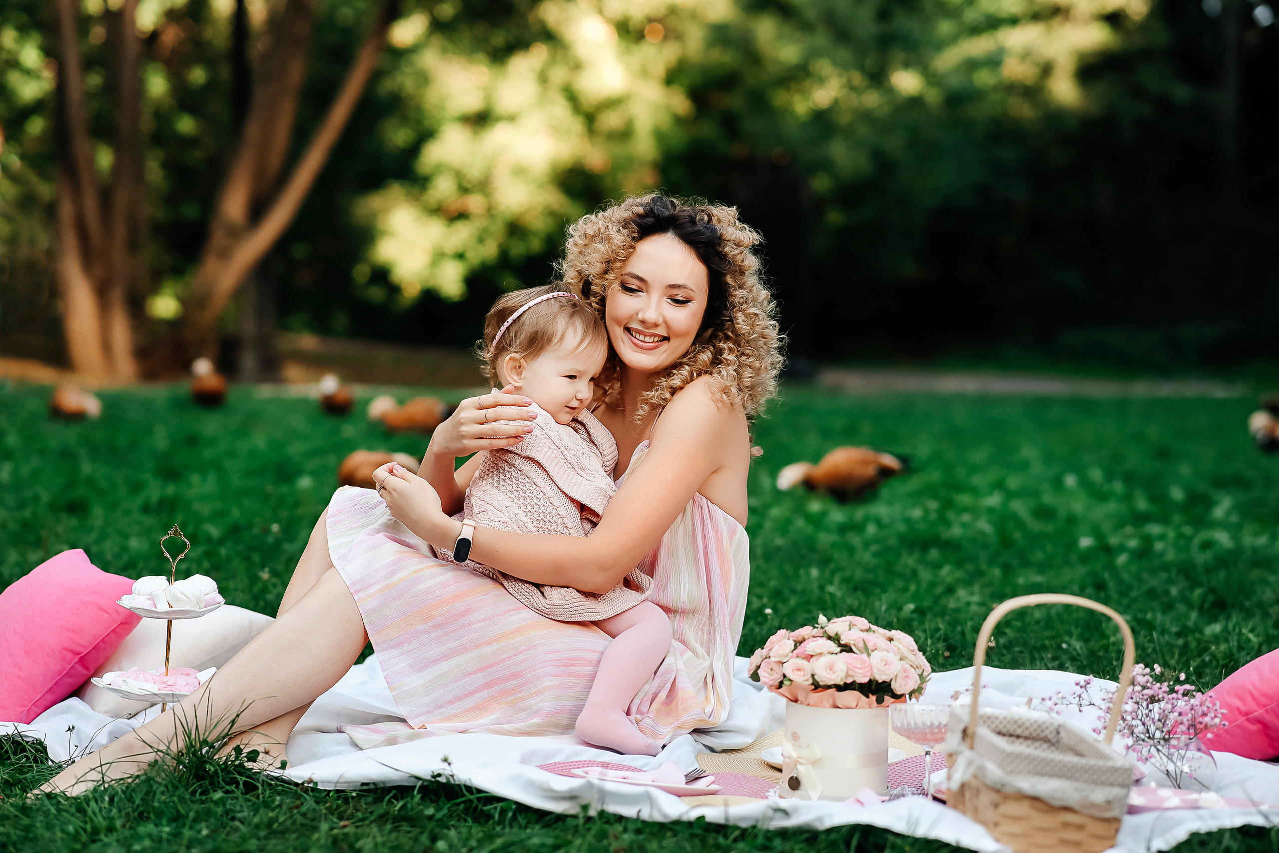 Пикник с кроликом в Царицыно. Семейный и свадебный фотограф в Москве Ксения Герасимова