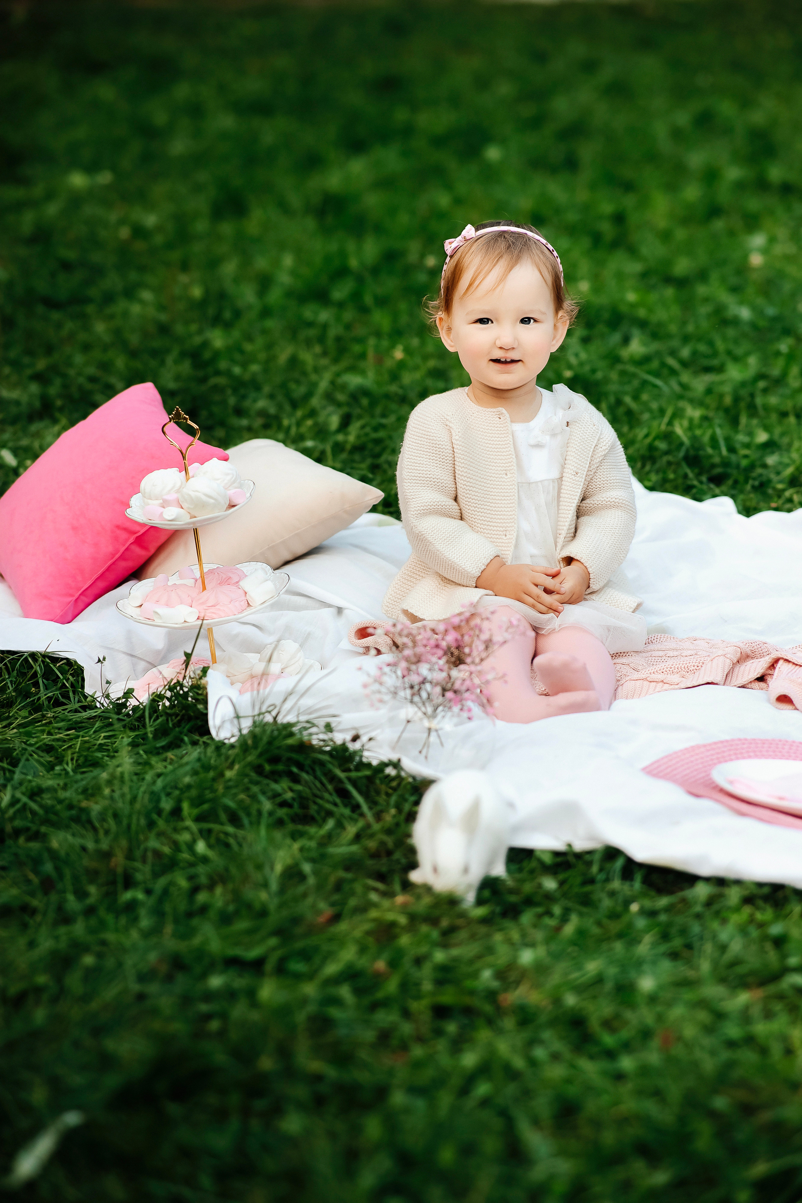 Пикник с кроликом в Царицыно. Семейный и свадебный фотограф в Москве Ксения Герасимова