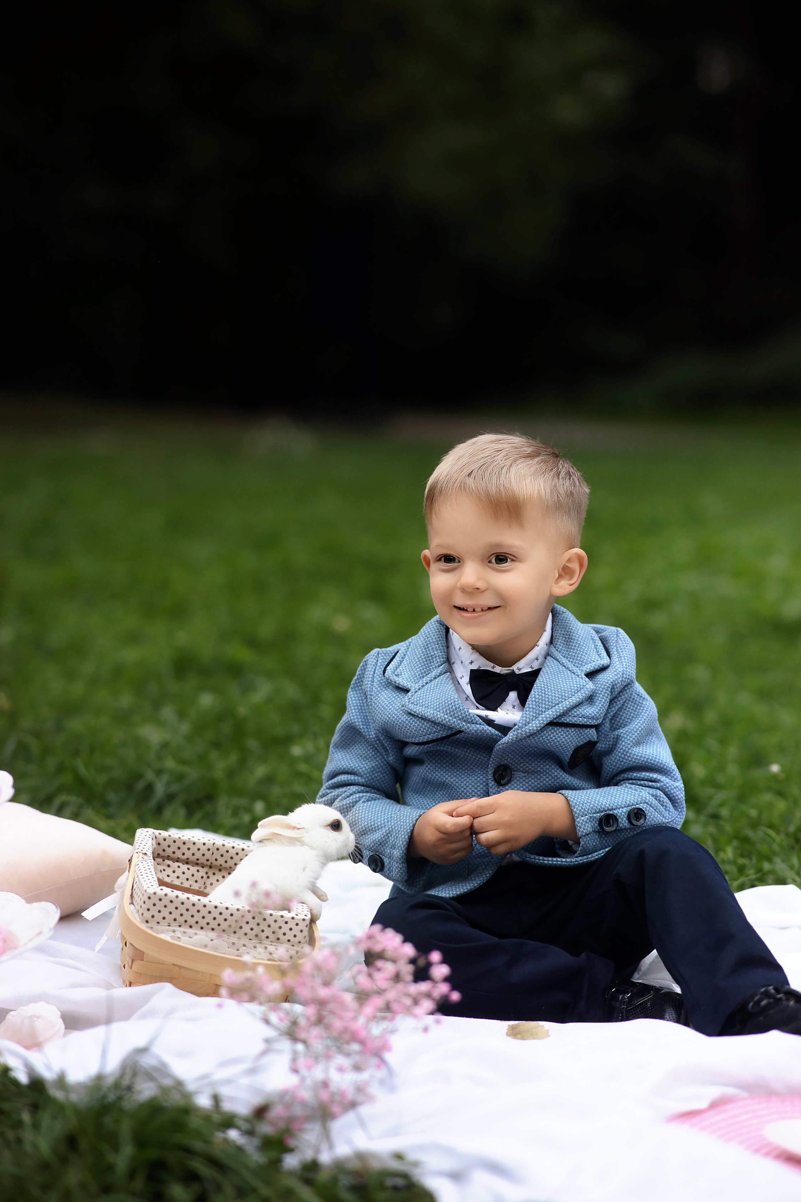 Пикник с кроликом в Царицыно. Семейный и свадебный фотограф в Москве Ксения Герасимова