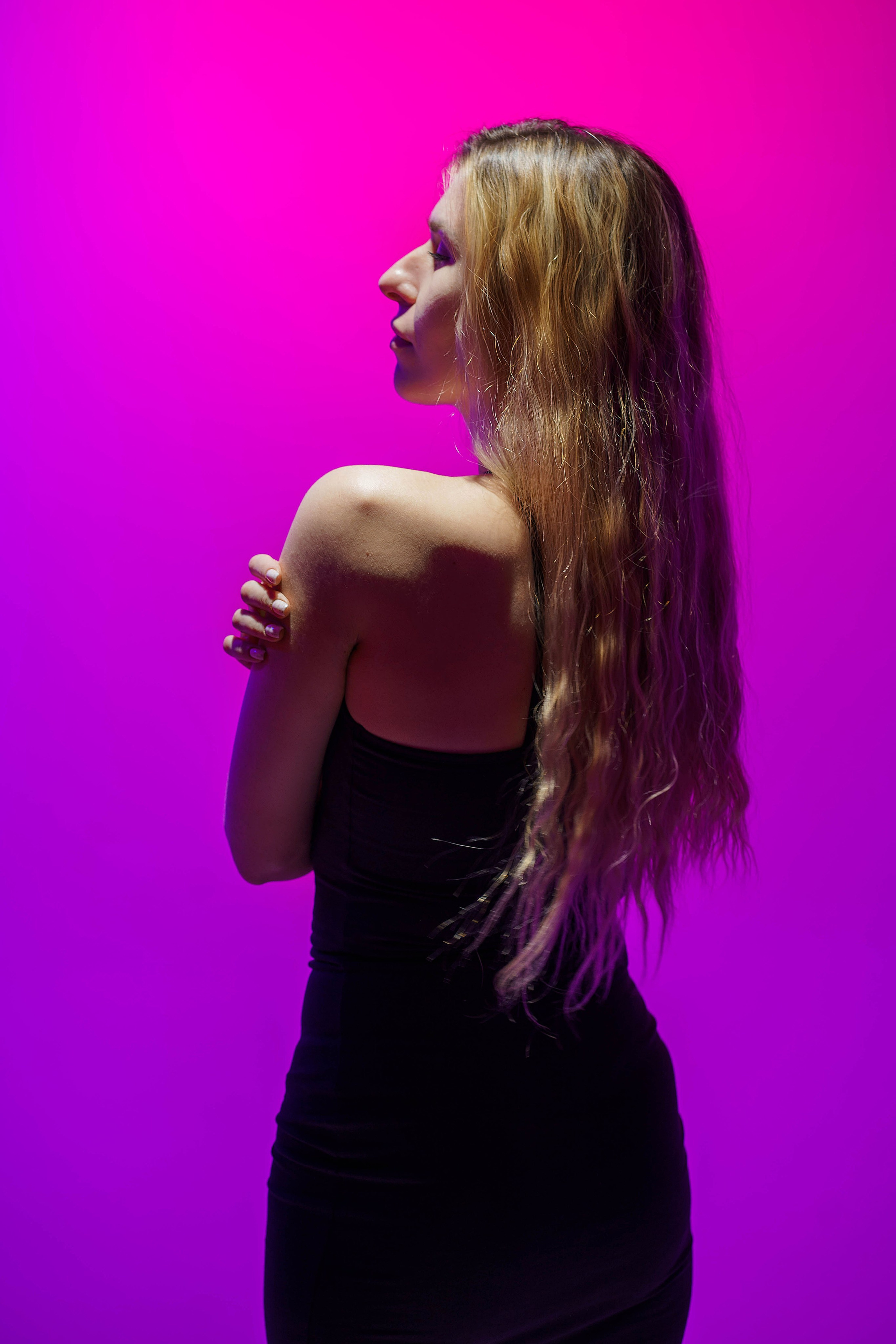 Студийный минимализм. Виктория Алпеева — фотограф по любви