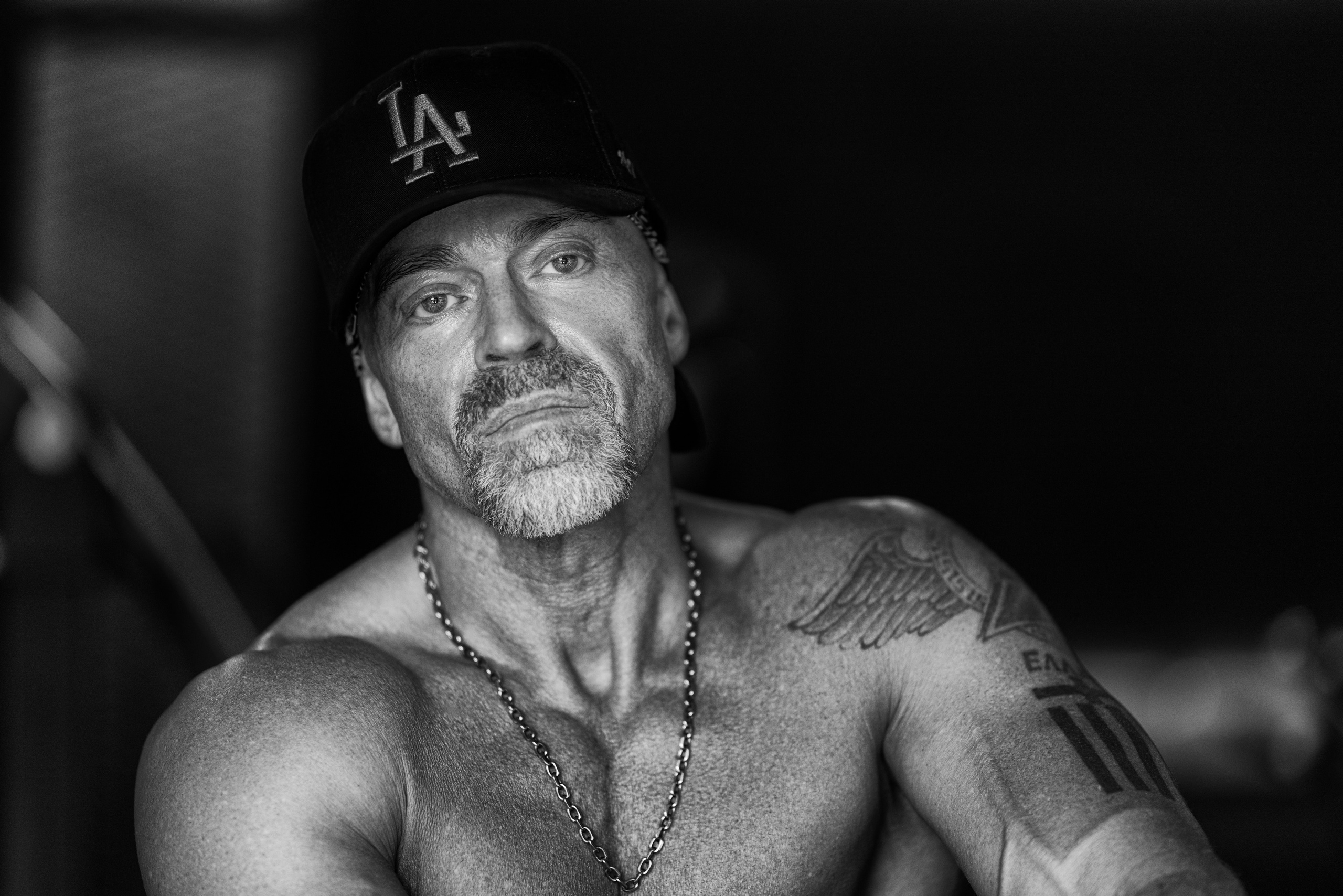 Съемка с Александром в тренажерном зале для контента. Дмитрий Шульгин, портретный фотограф в Воронеже