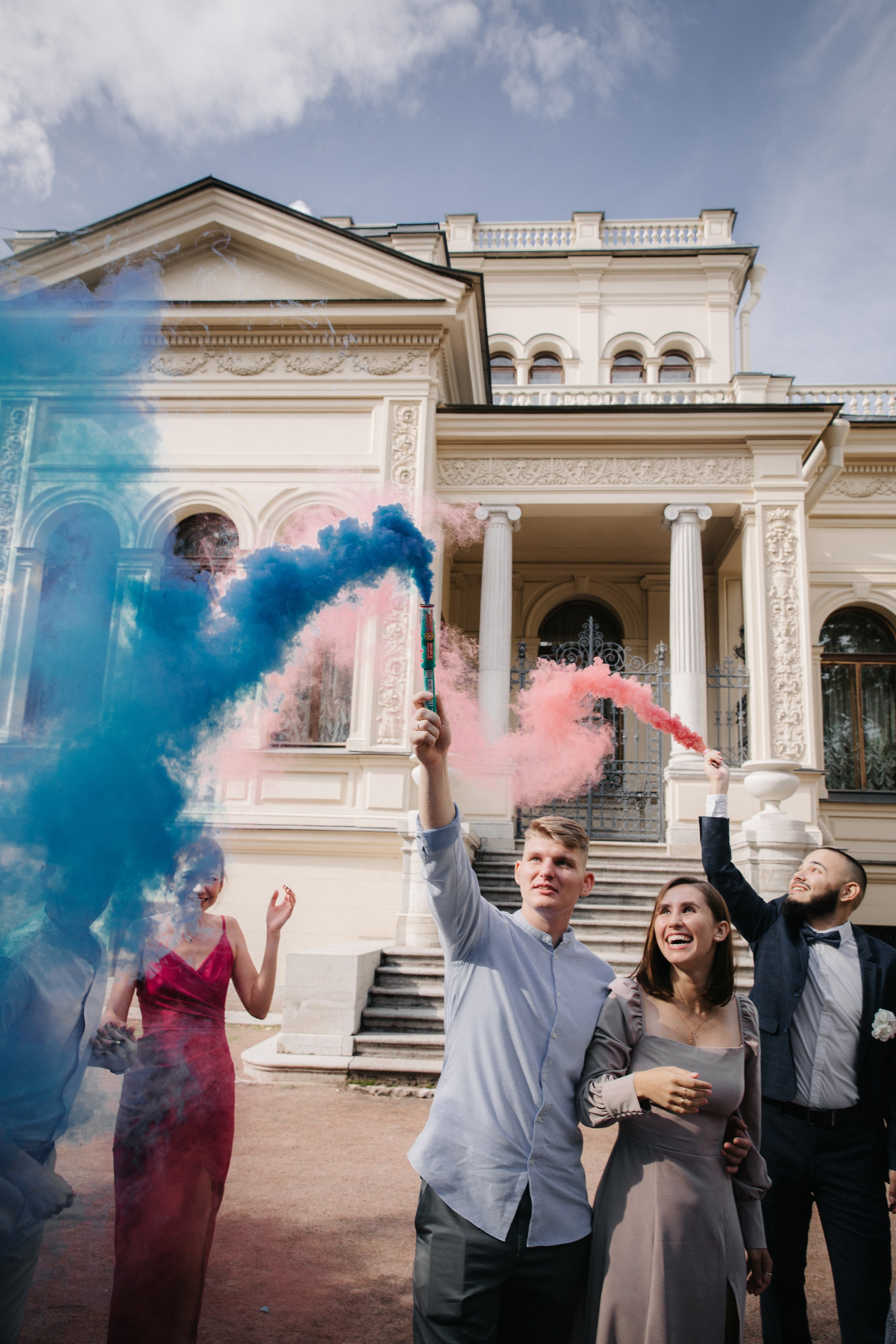 ВЫБОРГСКИЙ ЗАГС | июль, центр. Свадебный фотограф в Санкт-Петербурге Полина Корзухина