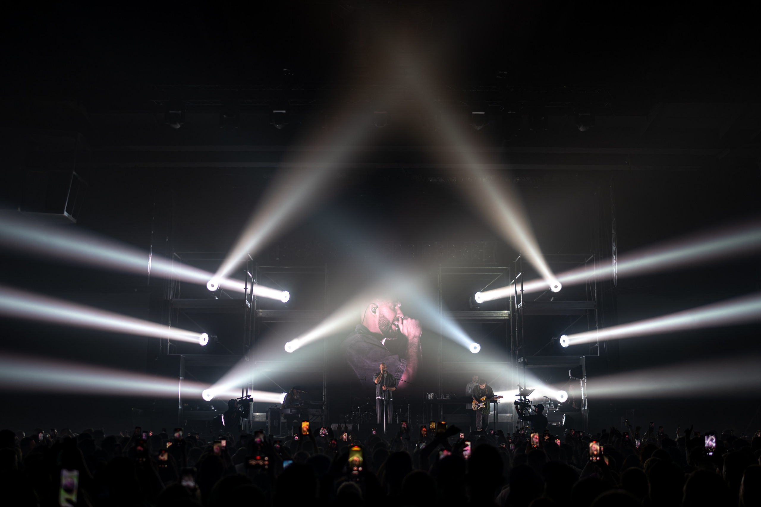 LOC DOG / МОСКВА / 2025. OOPS