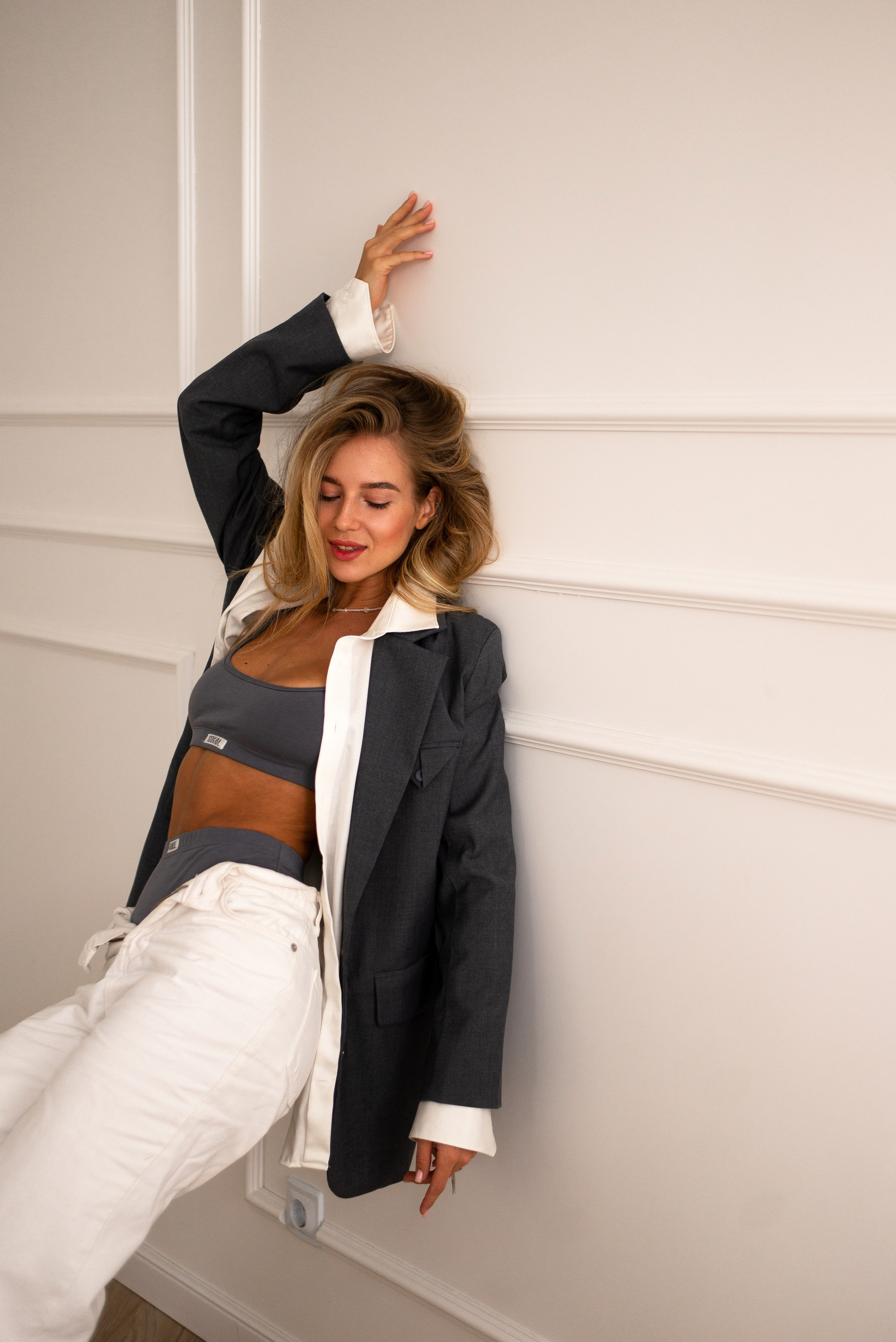 Смотреть серию. ЖЕНСКИЙ ФОТОГРАФ КРИСТИНА ВИГЕЛЬ