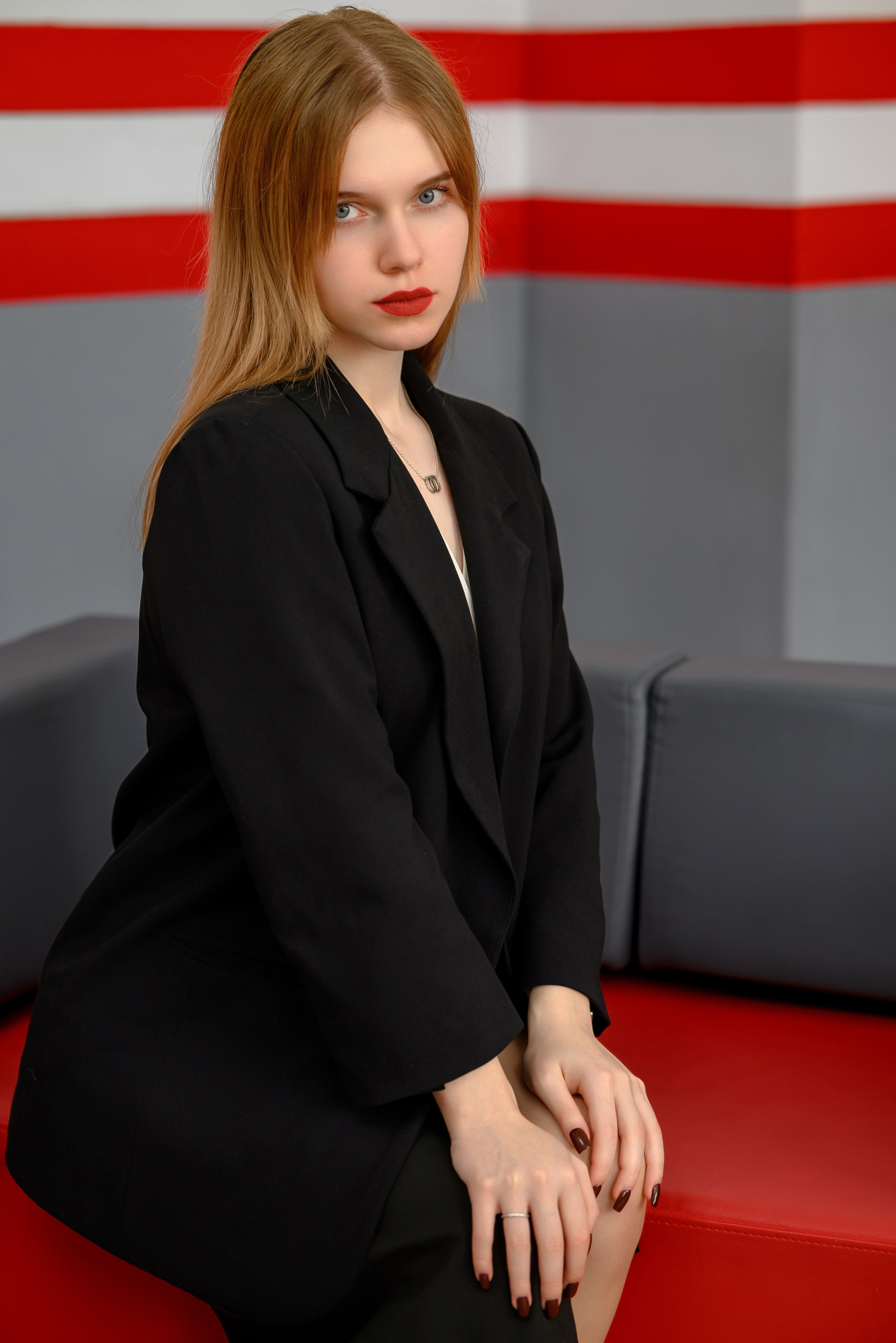 Альбомы для выпускников 9 11 классов. Выпускные альбомы в Туле и Тульской области для школ и детских садов