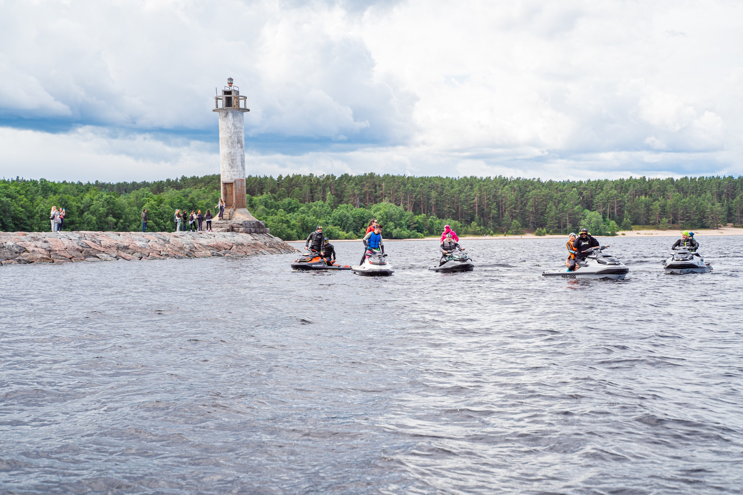 Гидровыезд в Коневский мужской монастырь. Свадебный, семейный, портретный, репортажный фотограф в Санкт-Петербурге