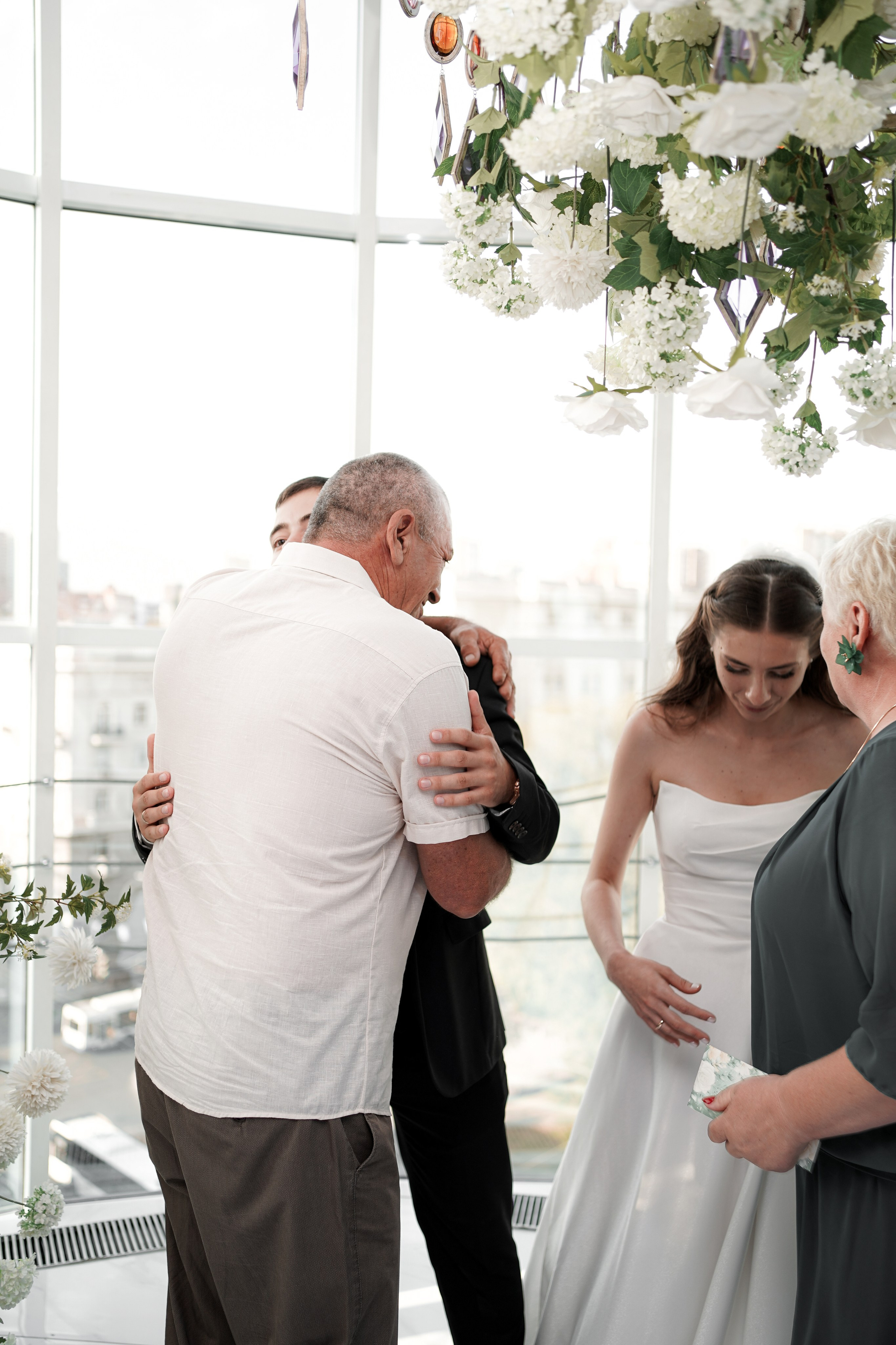 Банкет в ресторане «Европа». Свадебный фотограф в Ростове-на-Дону. Таинство Крещения и Венчания, семейные фотосессии. Алёна Чёботова