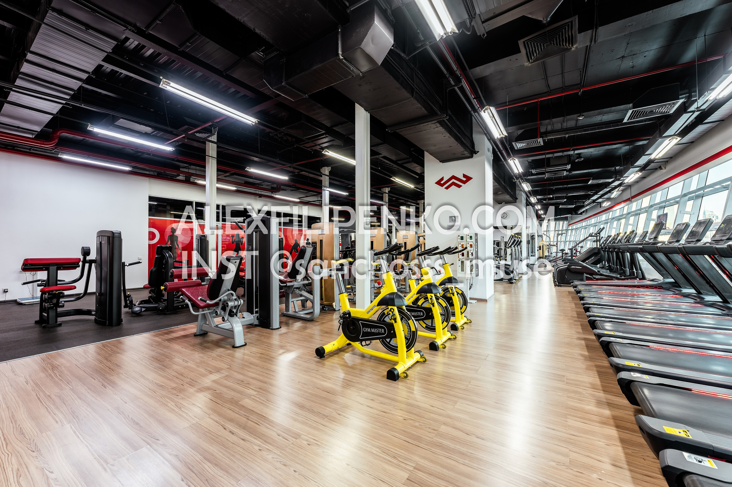 WORKOUT Достык 18. Фотограф интерьера недвижимости и архитектуры в Астане