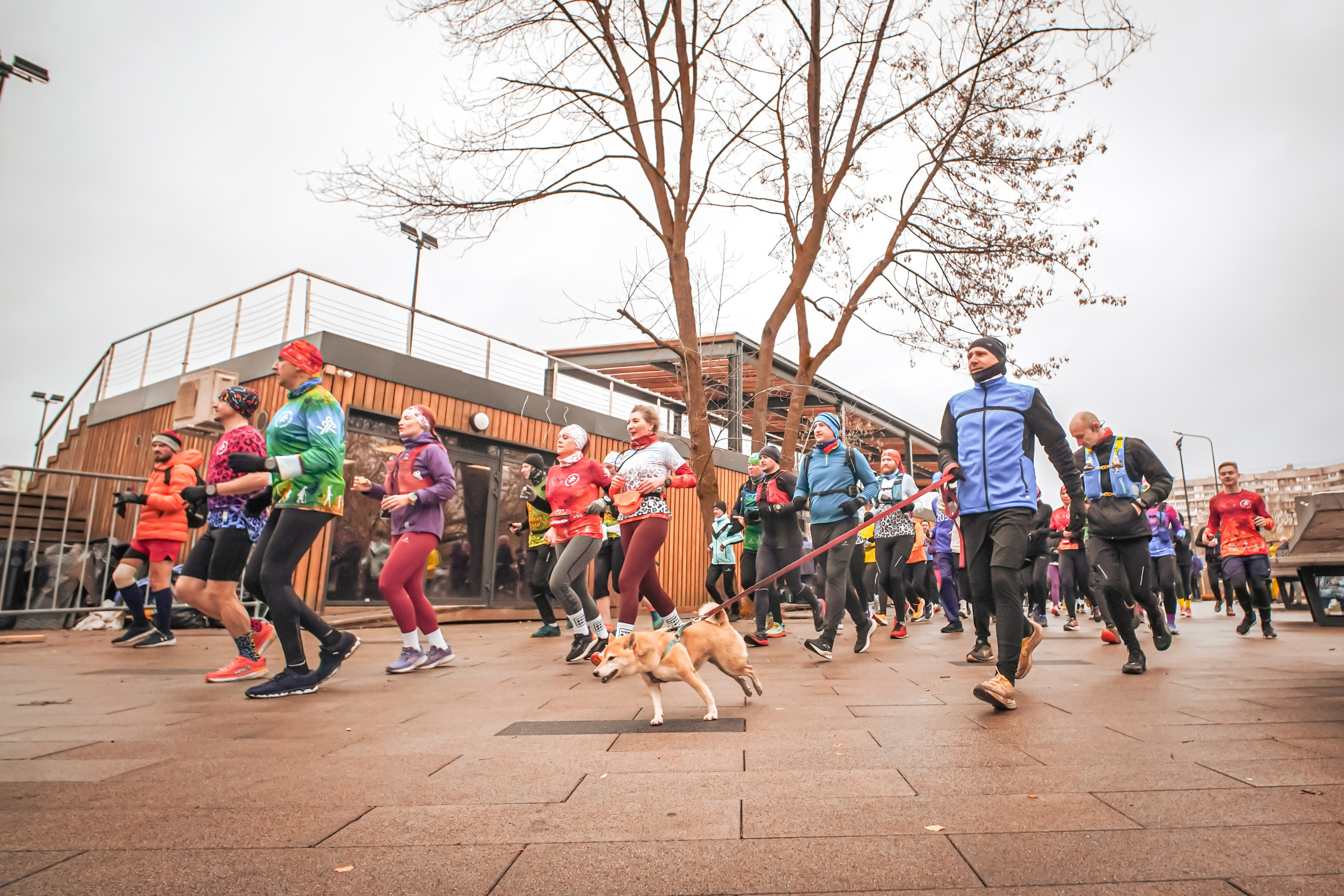 #марафонудома #яuzarun 2024 2-я петля, группа 6:30. Роман Капилюшов. Бег. Фото. Видео. г. Люберцы