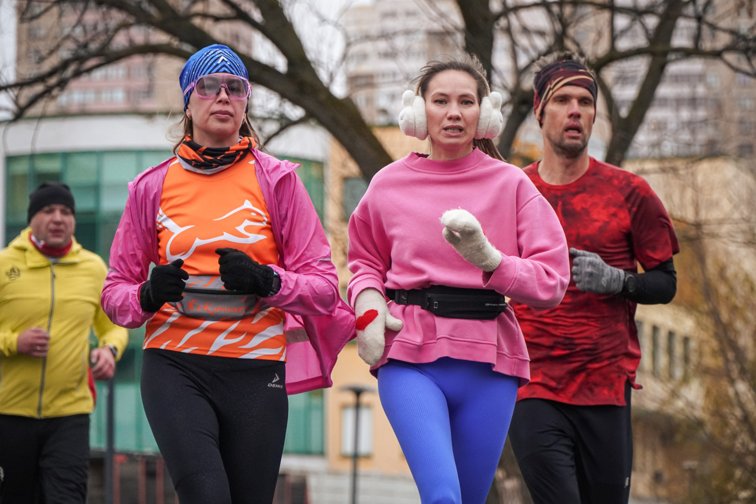 5 вёрст Реутов 16.11.2024. Роман Капилюшов. Бег. Фото. Видео. г. Люберцы