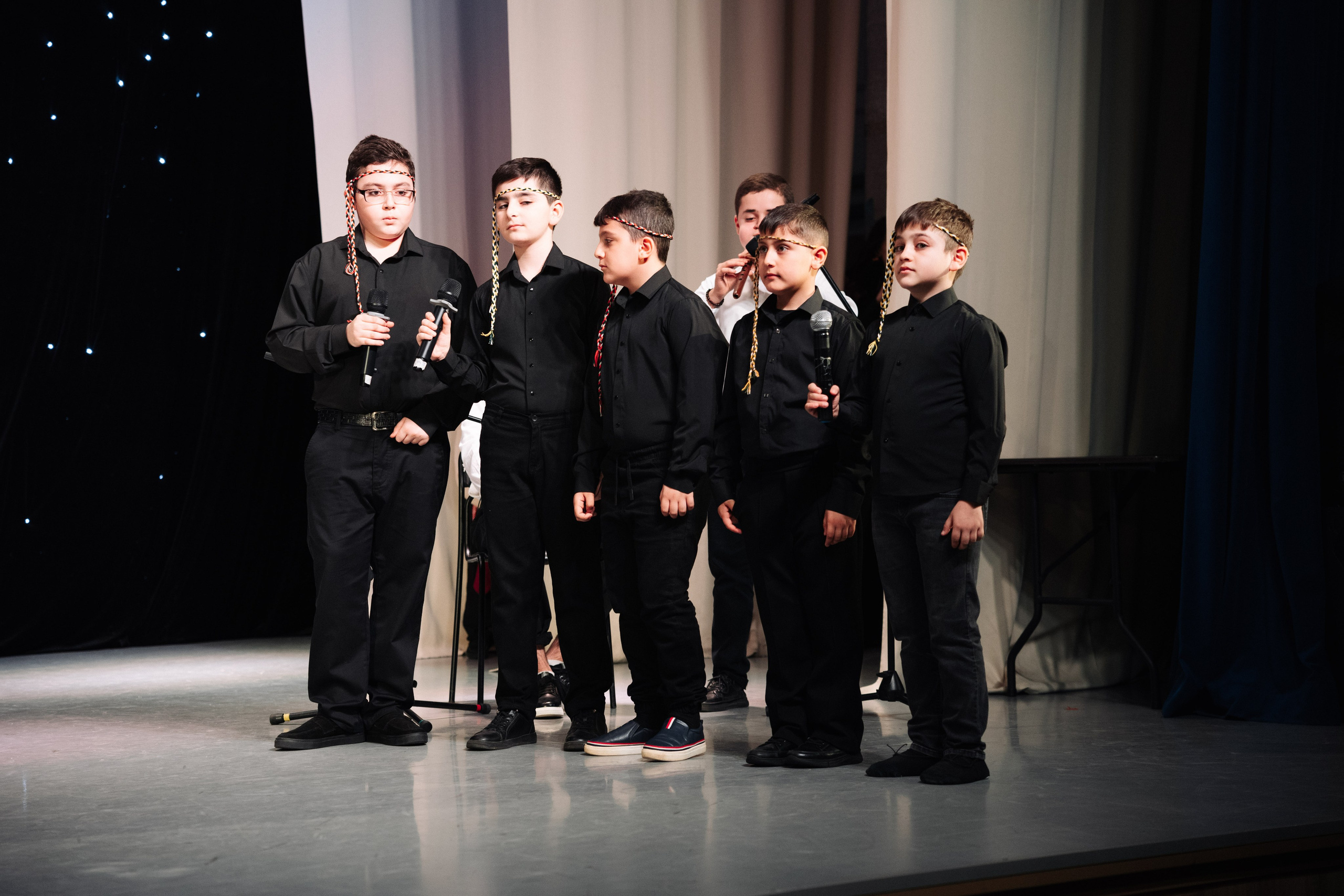 Благотворительный концерт в помощь Артему Сардаряну. Фотограф Артем Севостьянов. Профессиональная фотосъемка в Ногинске, Москве, Московской области и за границей