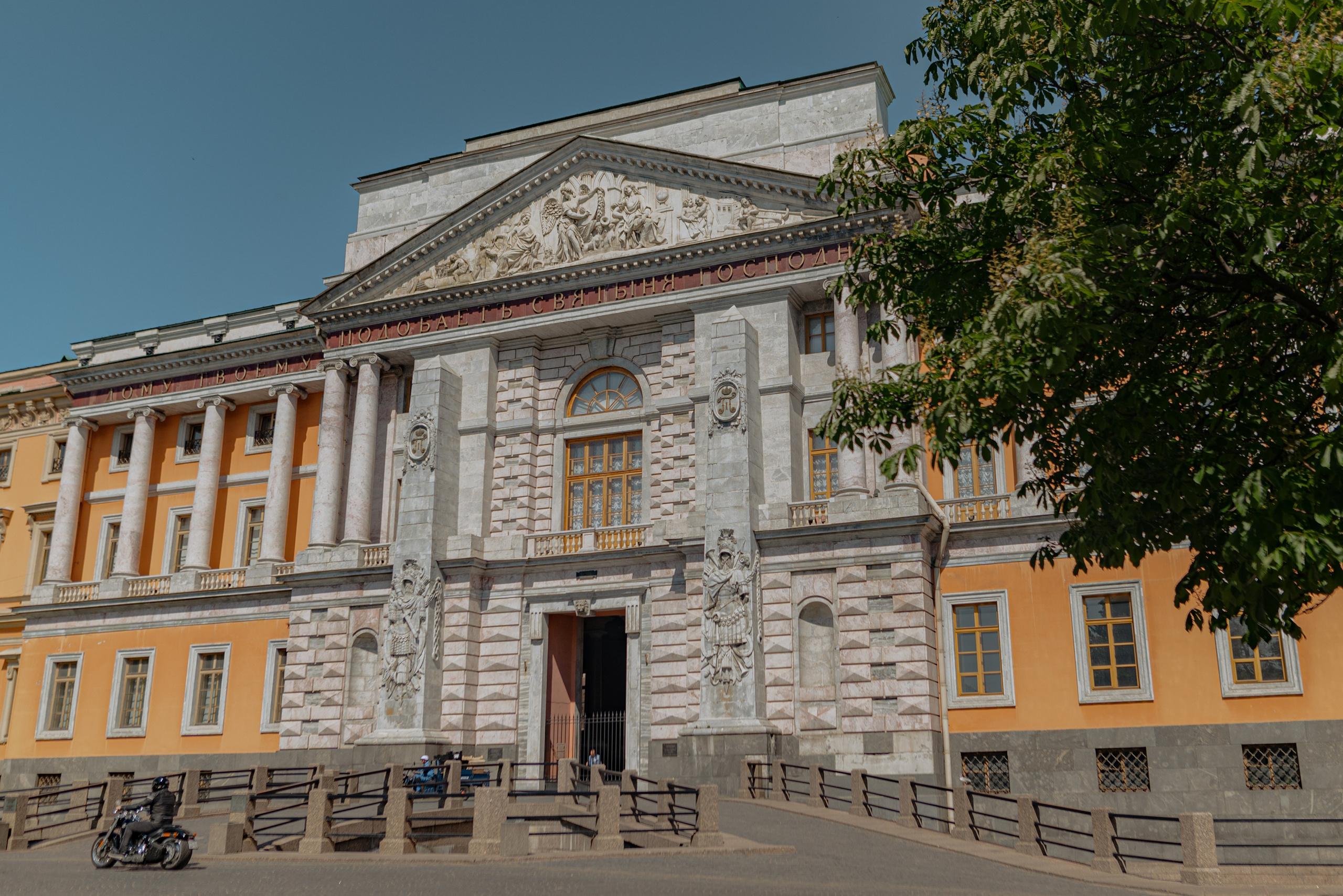 «Жень, только у нас регистрация в 22:40…». Фотограф в Санкт-Петербурге Евгений Перевалов