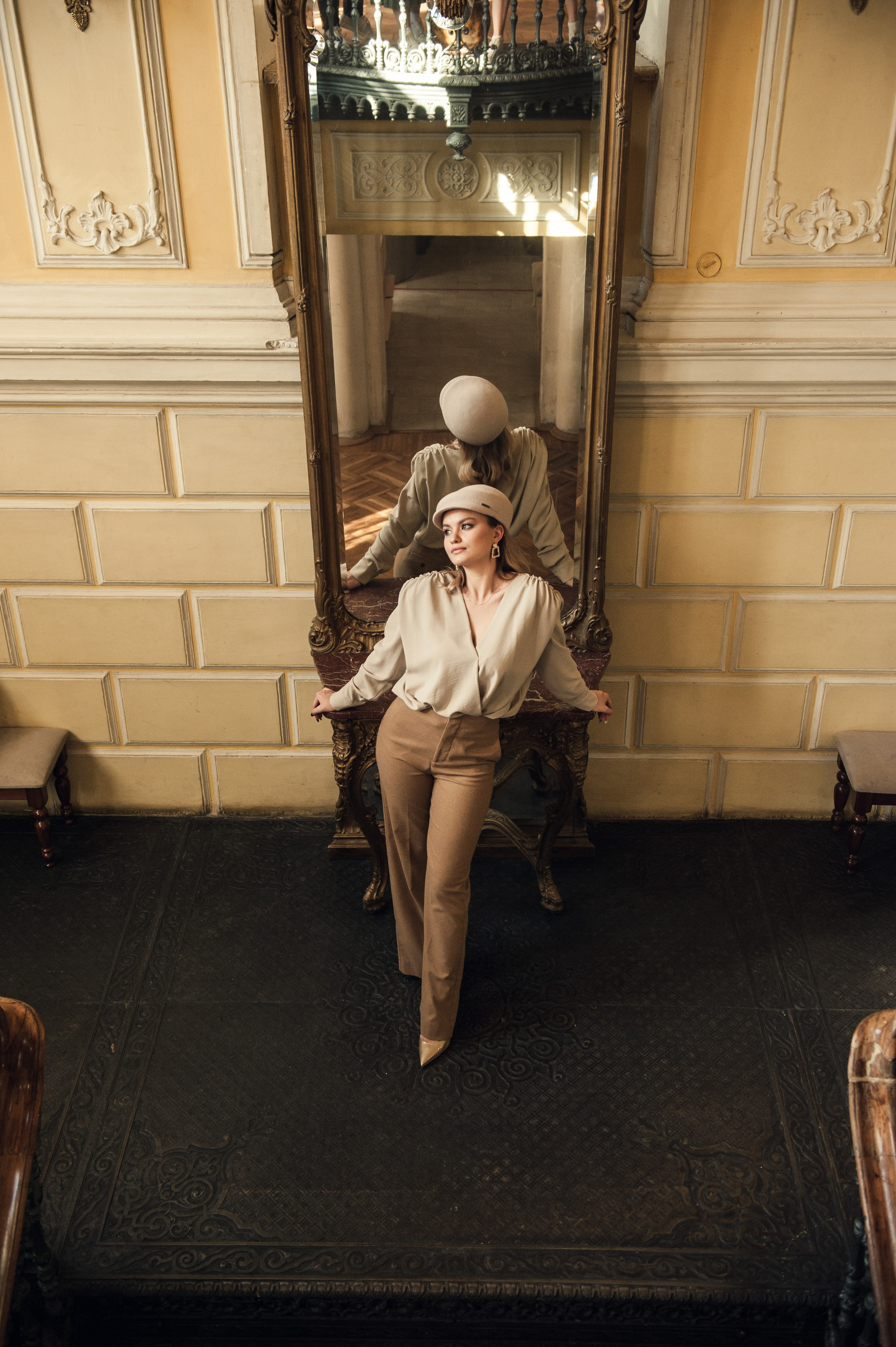 Вероника, библиотека. Бренд-фотограф для экспертов и блогеров в Москве Влада Горбовская