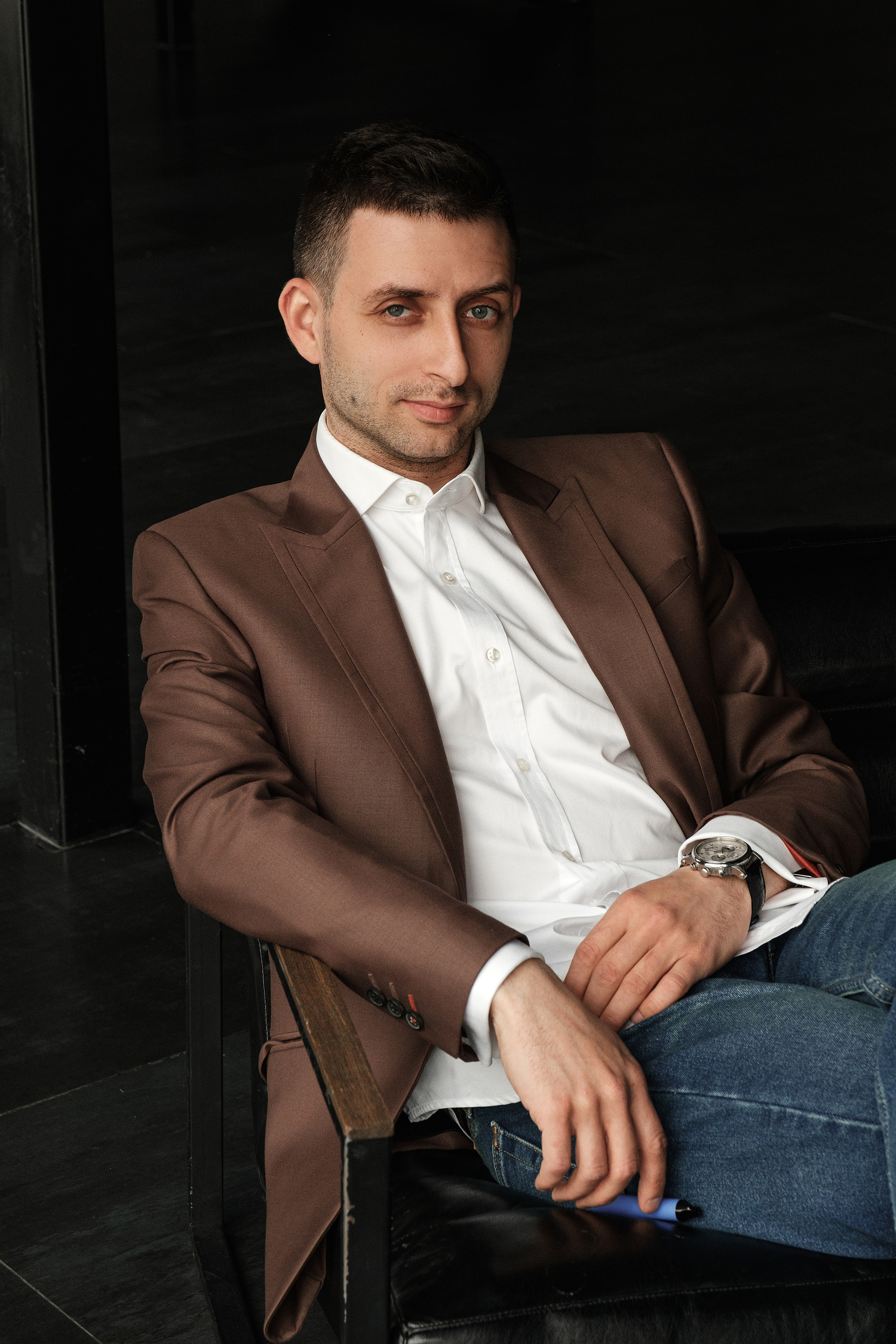 Brand портрет для предпринимателя и профессионального переговорщика. Фотограф Бурнашкина Натали Москва