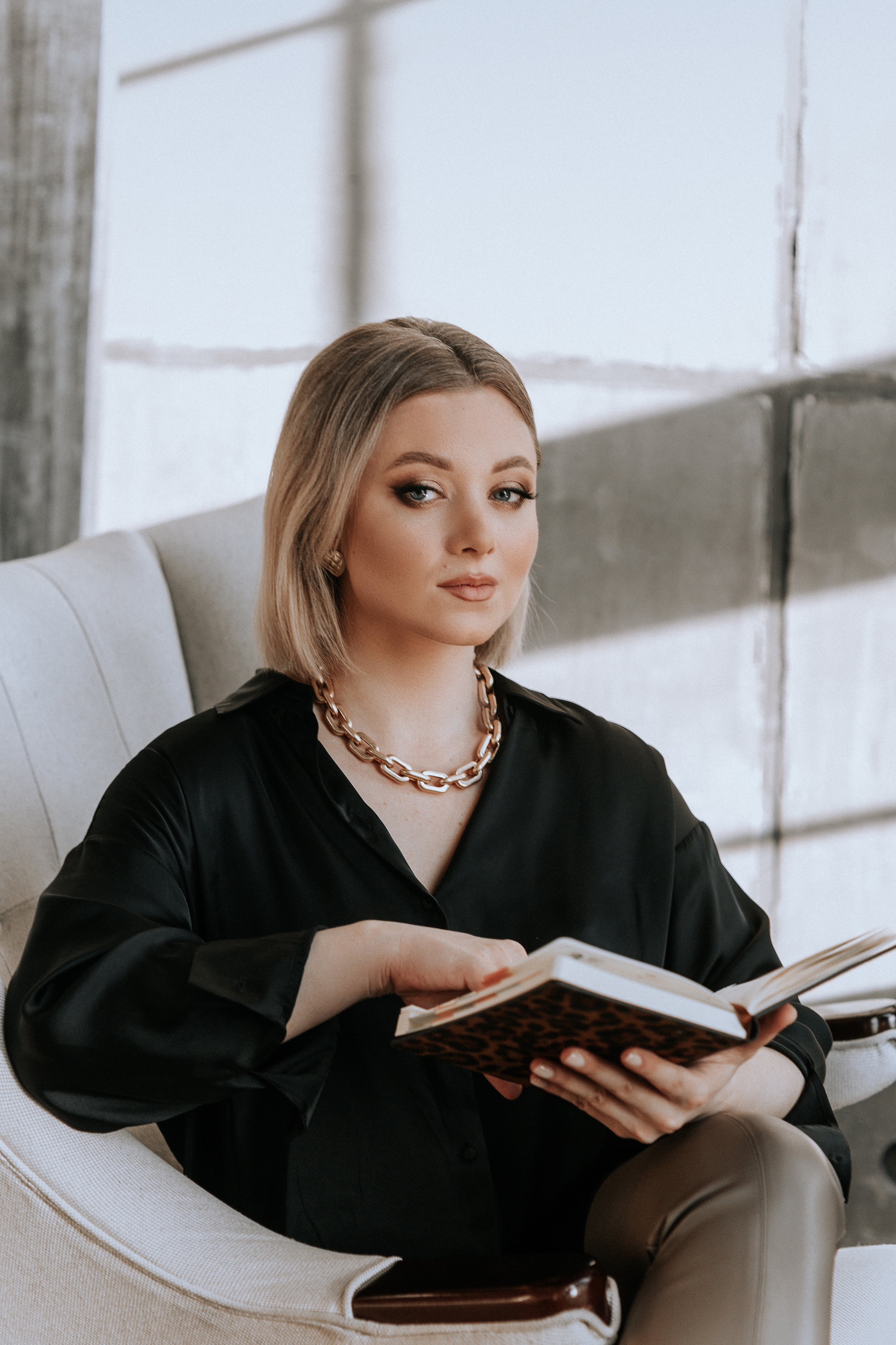 Brand портрет и имиджевая съемка для креативного преподавателя. Фотограф Бурнашкина Натали Москва