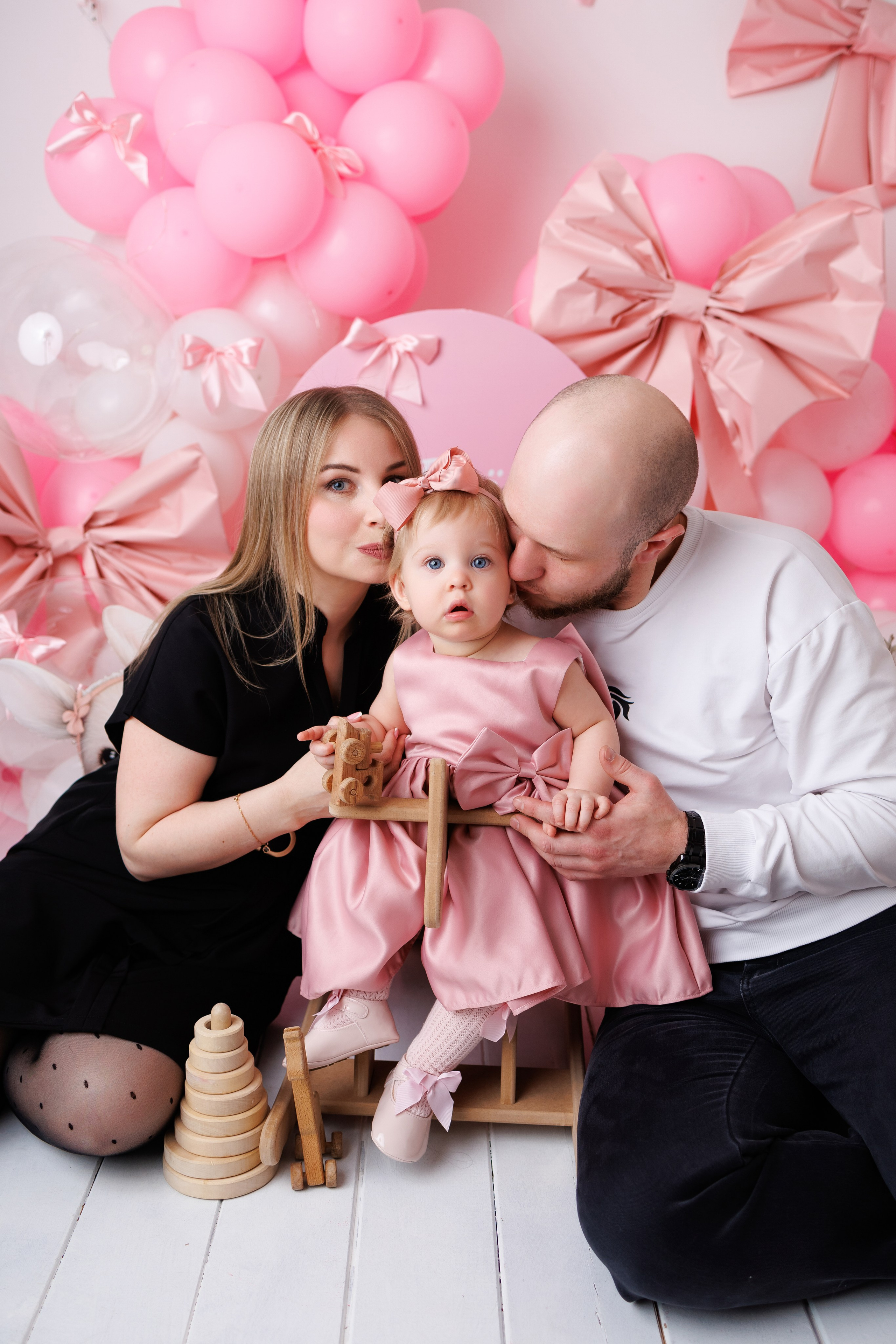 Юлечке 1 годик. Фотограф новорожденный малышей Новосибирск