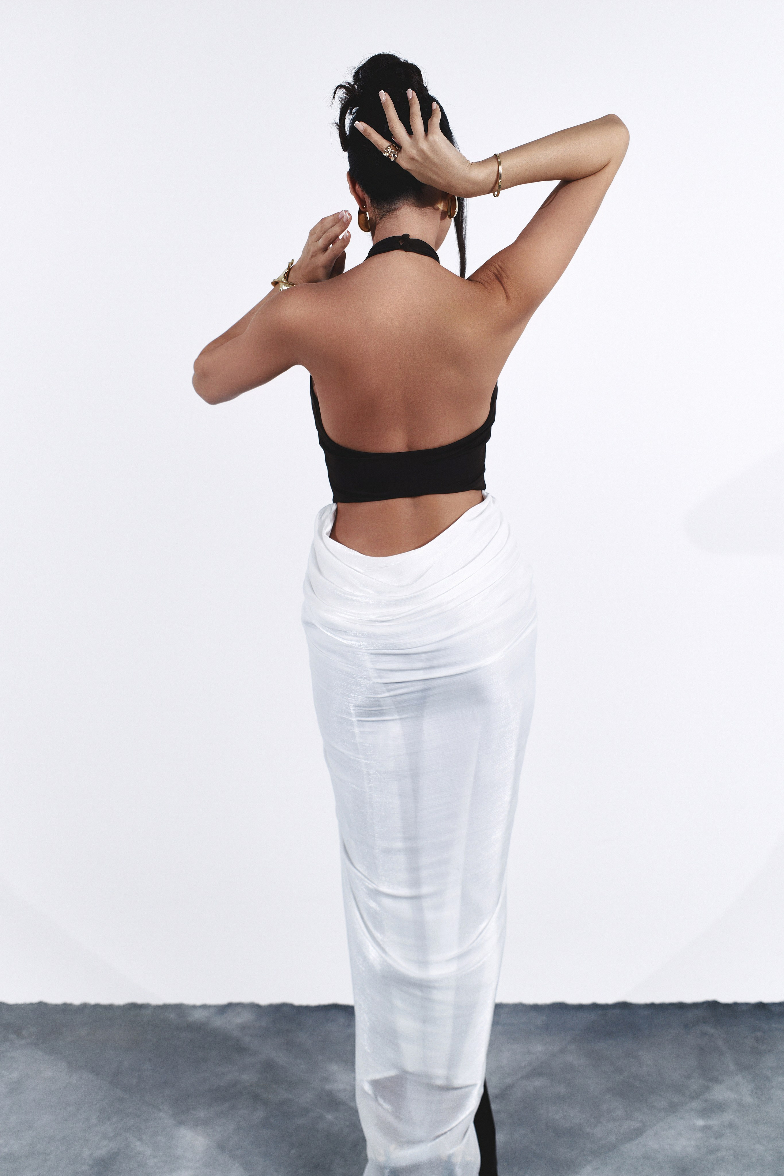 Miruna. NOIZOMAX Художественный фотограф в Дубай