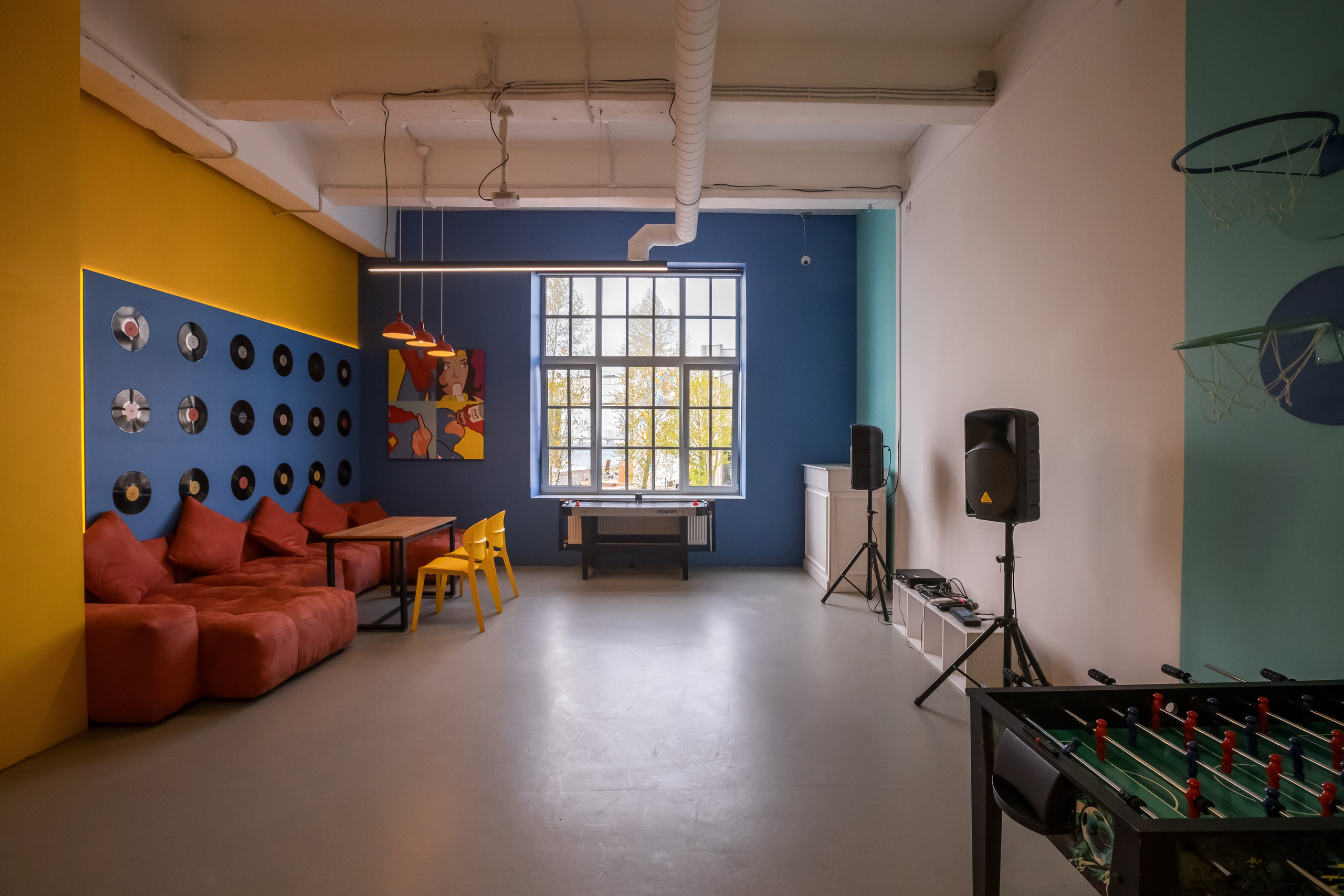 Mr. Karaoke (лето). Аренда лофта в СПб для мероприятий