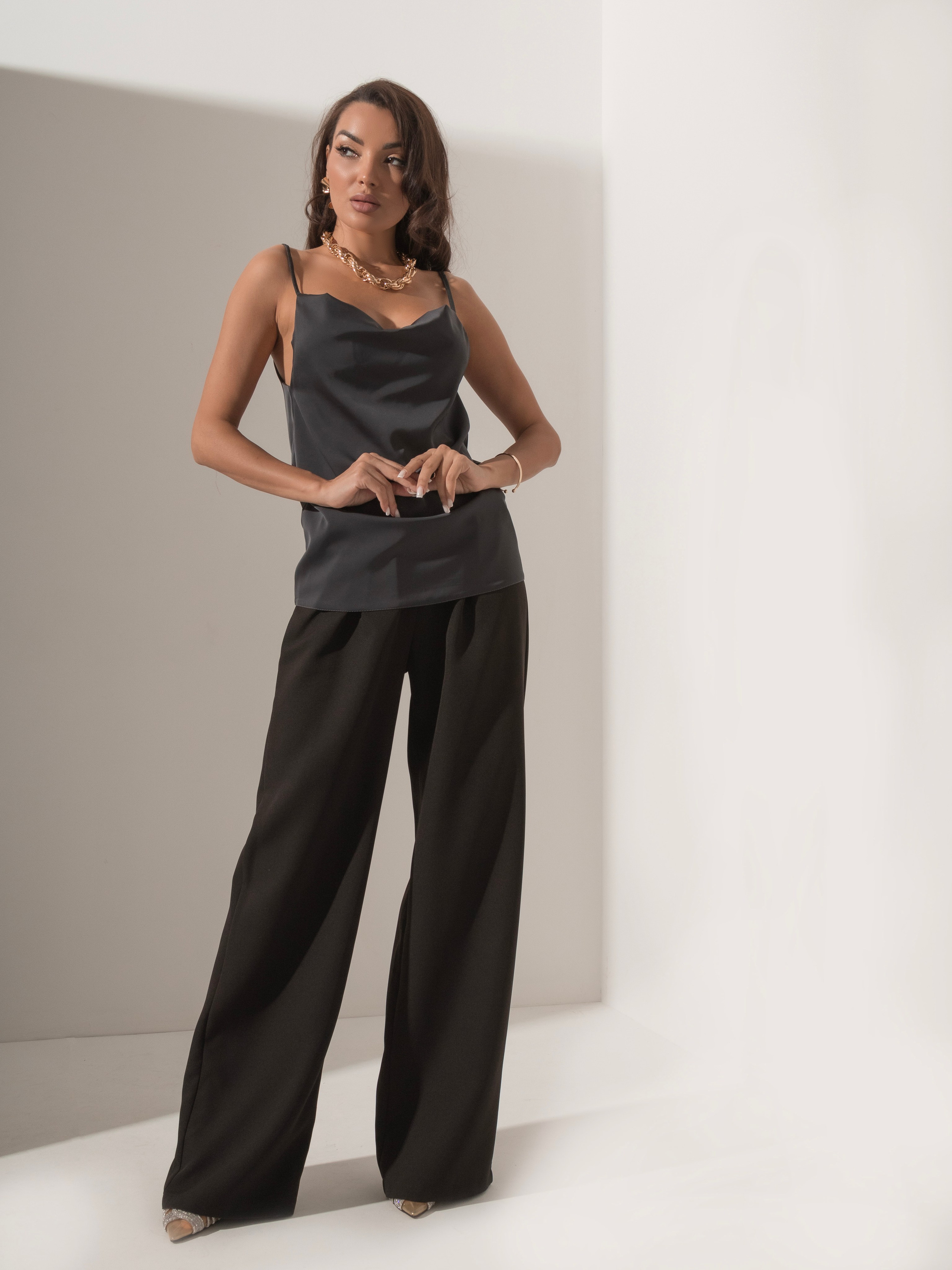 Маечки женские. Фотостудия для Wildberries Ozon