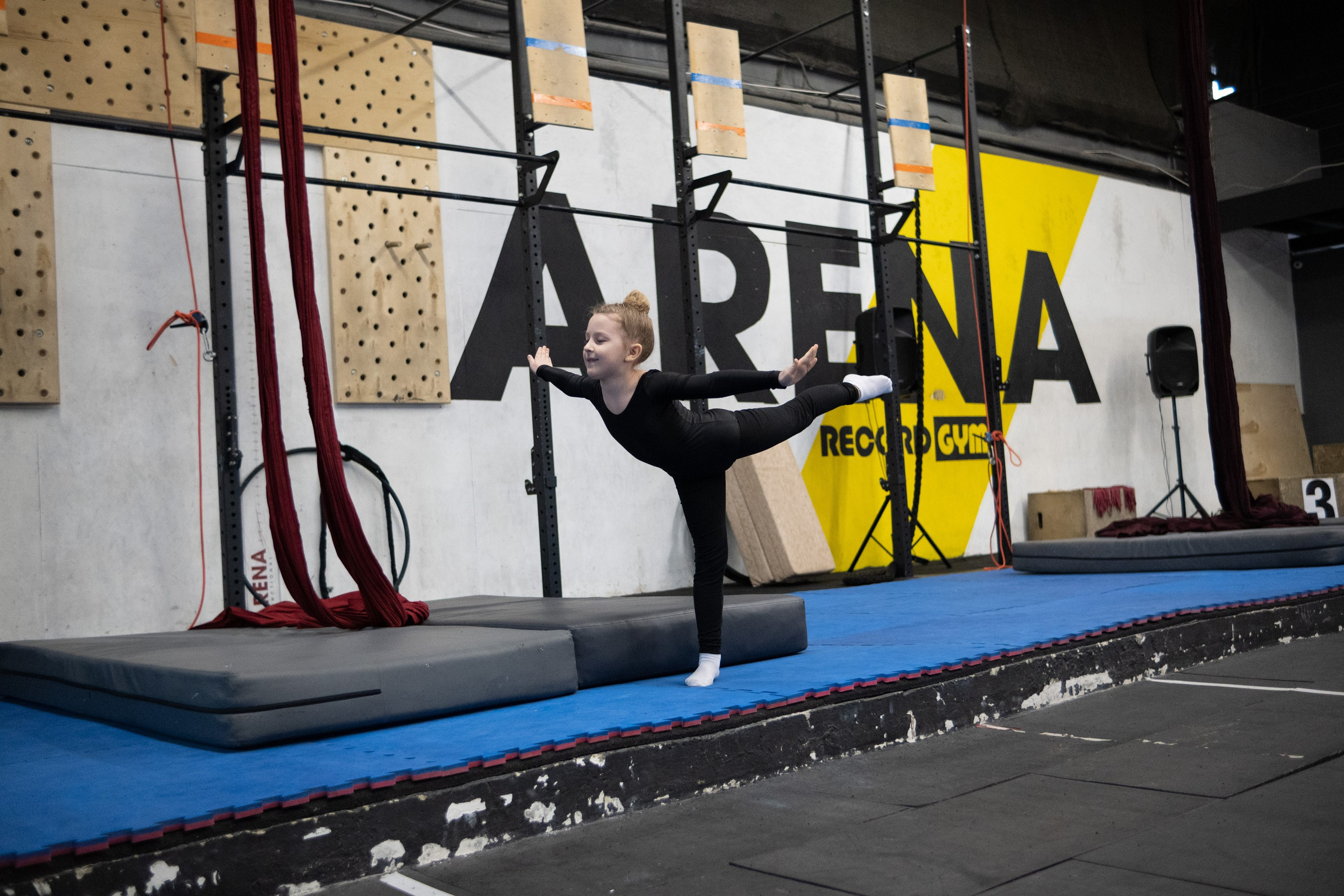 Внутриклубные соревнования по воздушной гимнастике 02.04.23