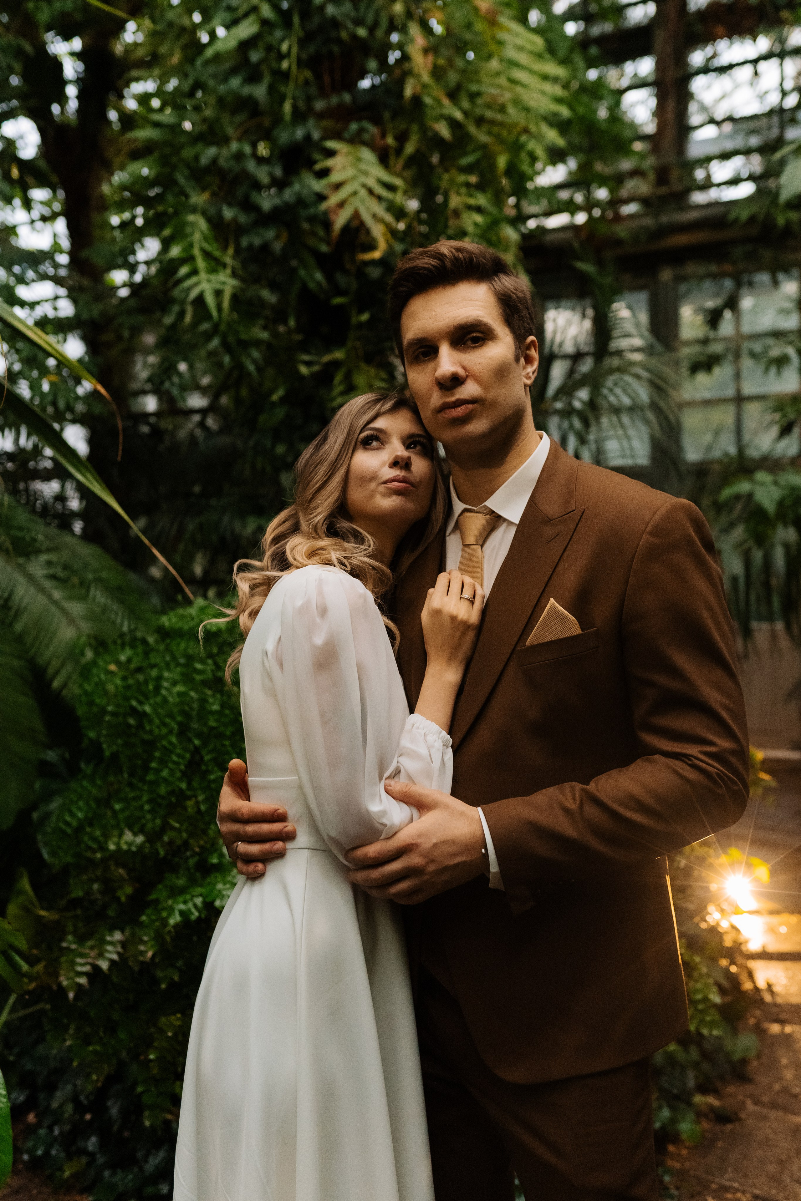 Свадебная фотосессия в оранжерее, Москва. Свадебный фотограф в Москве Анна Полушина