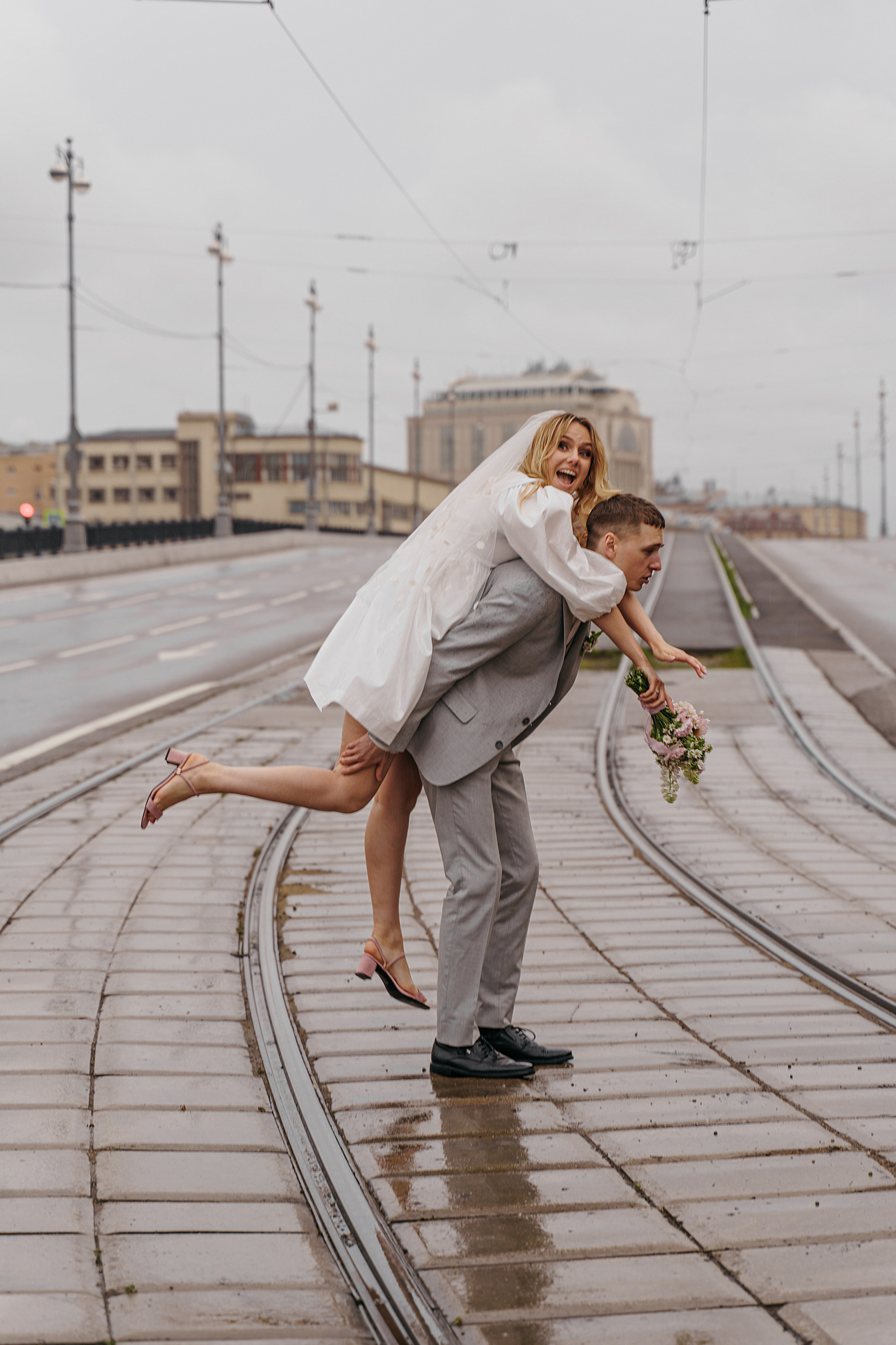 Свадьба на мопеде (Мини фотосессия). Свадебный фотограф