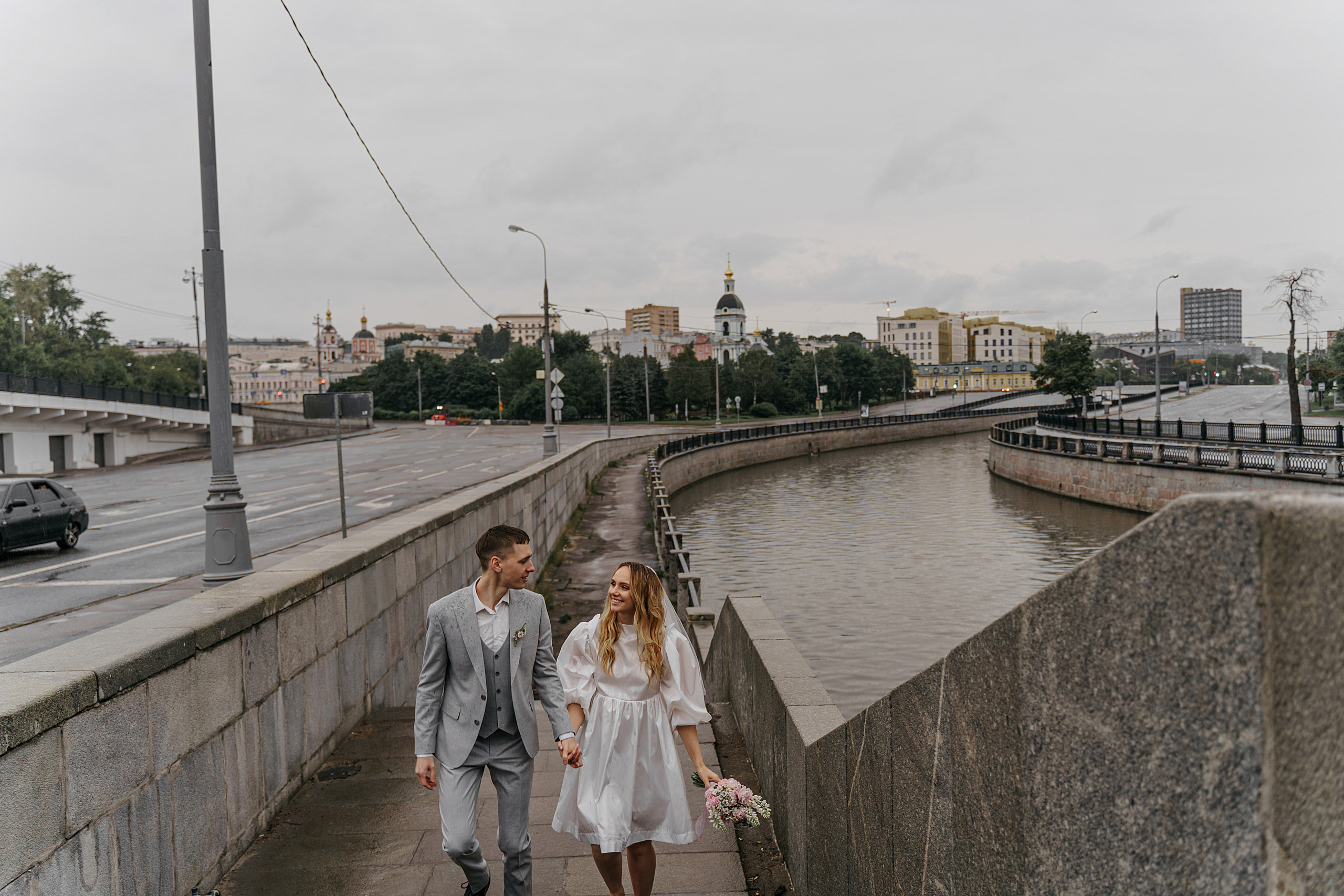 Свадьба на мопеде (Мини фотосессия). Свадебный фотограф
