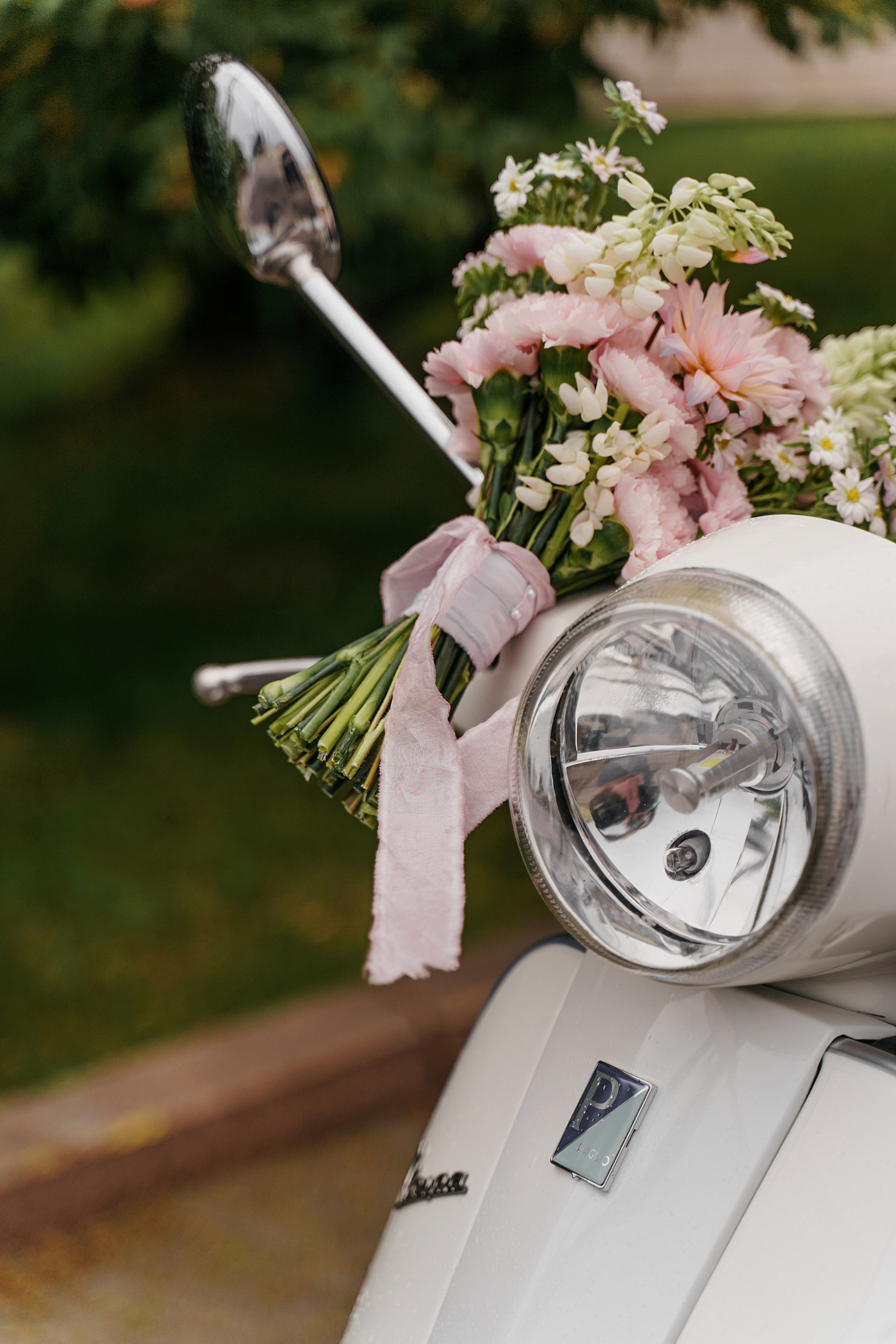 Свадьба на мопеде (Мини фотосессия). Свадебный фотограф