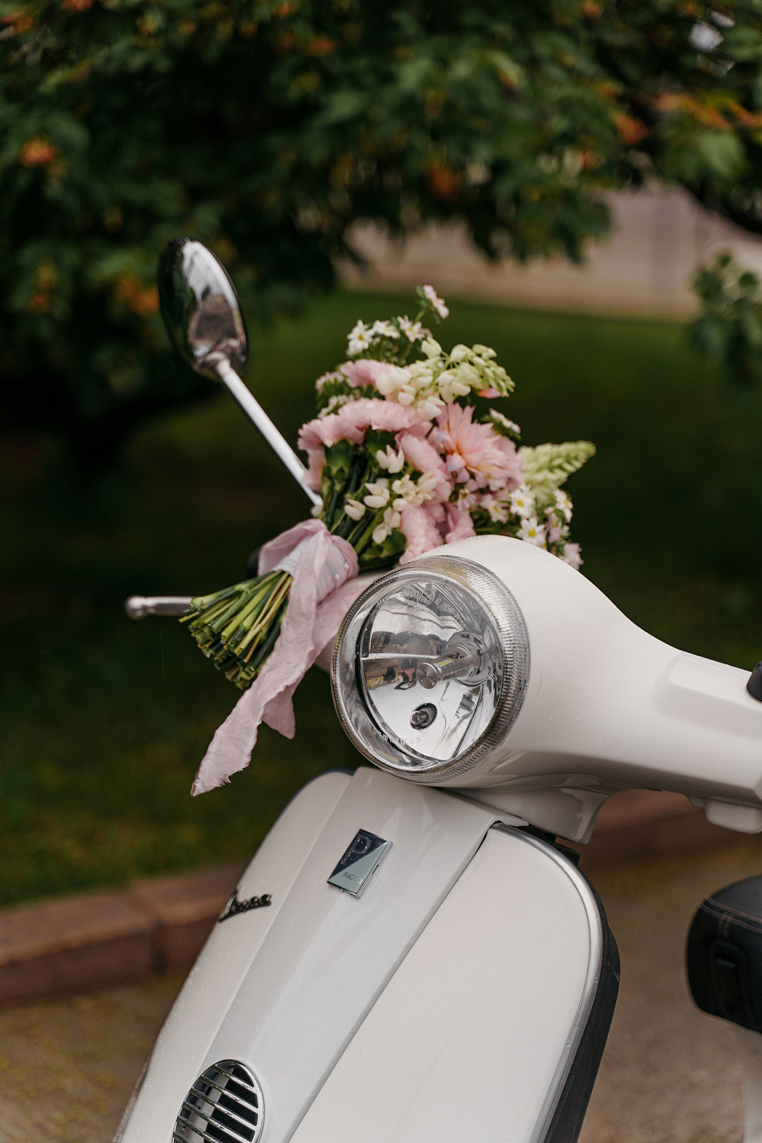 Свадьба на мопеде (Мини фотосессия). Свадебный фотограф
