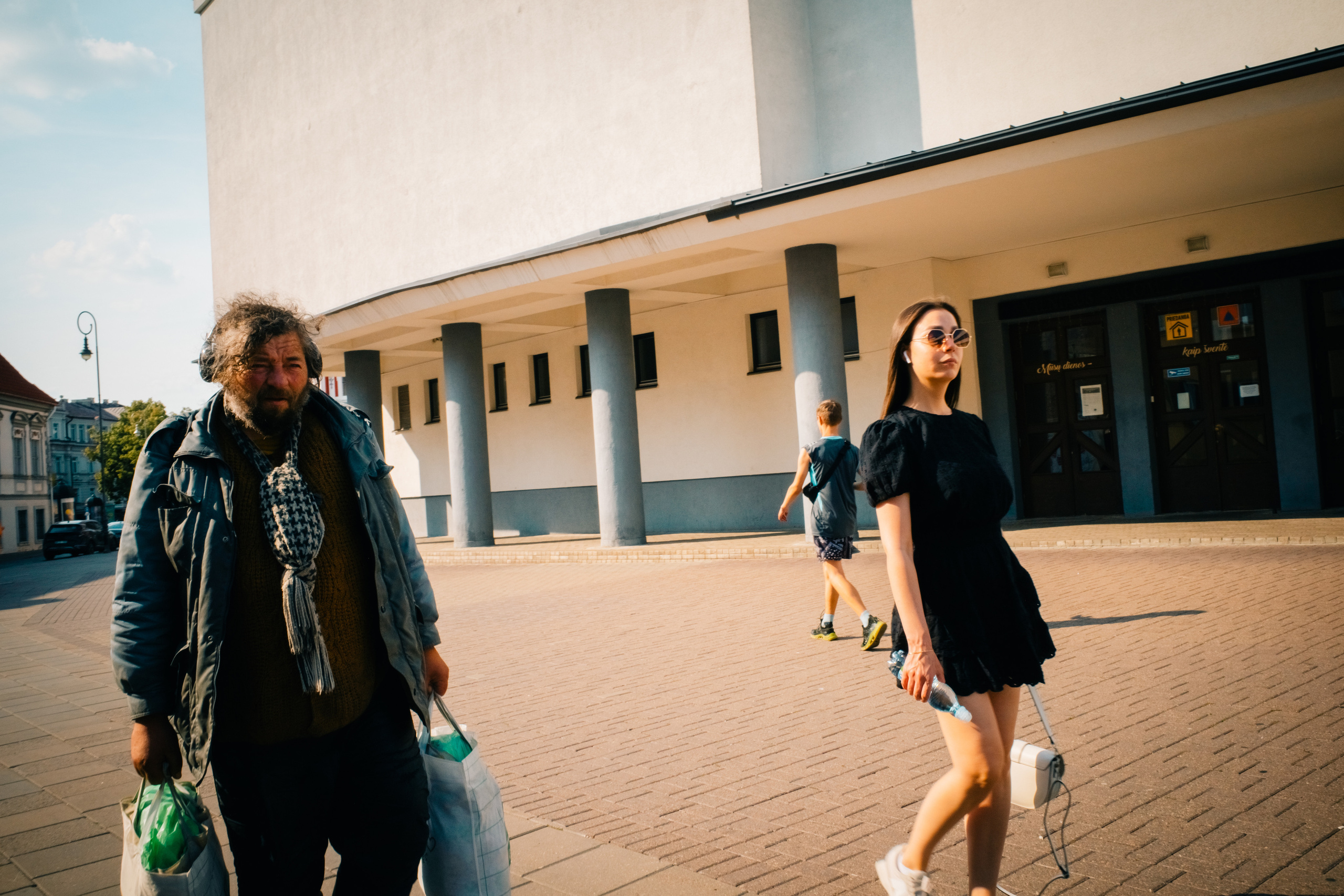 Живые Улицы: Стрит Фотографии Со Всего Мира. Максим Харитончик — фотограф