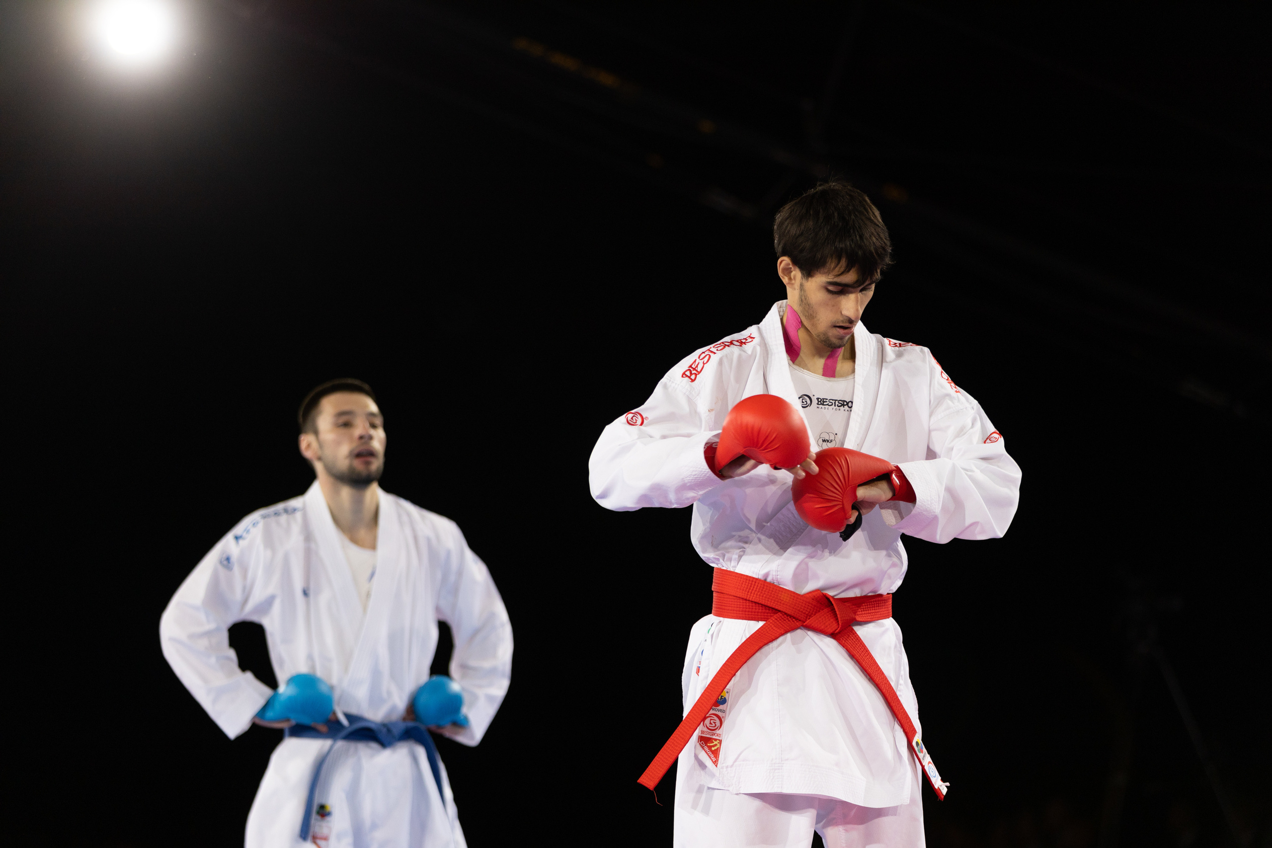 Эмоции и мастерство: фотографии с Кубка по карате. Максим Харитончик — фотограф