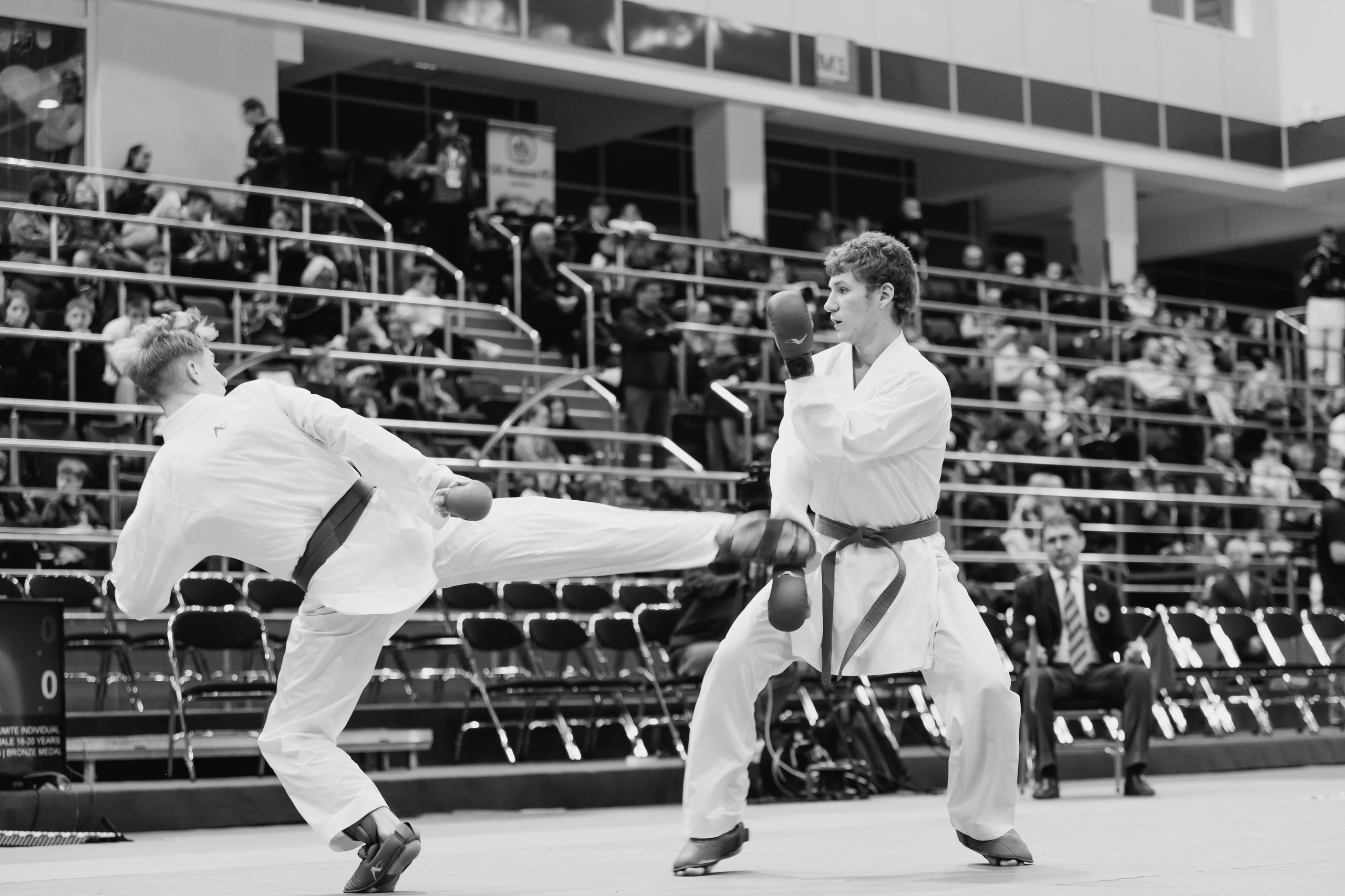 Эмоции и мастерство: фотографии с Кубка по карате. Максим Харитончик — фотограф