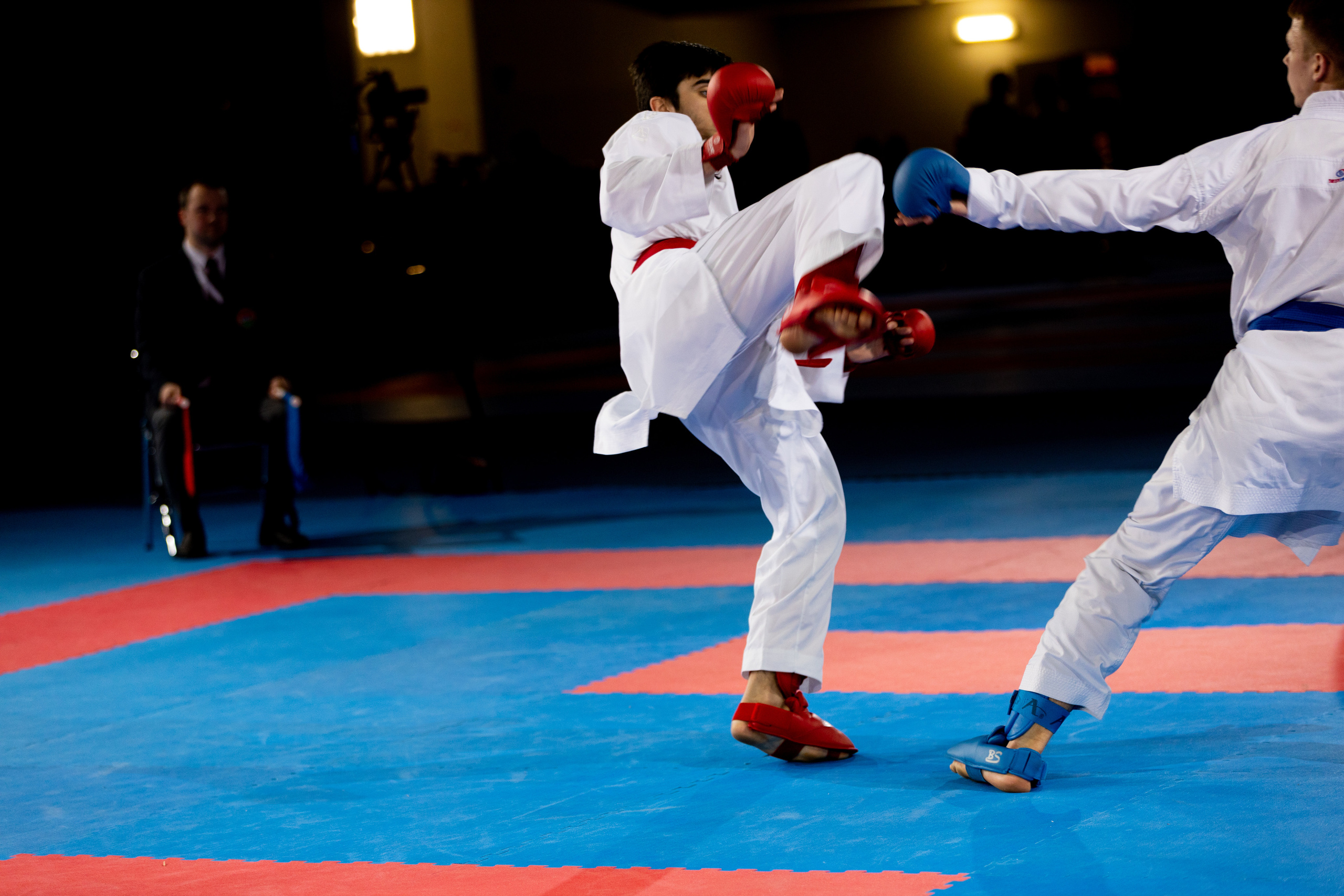 Эмоции и мастерство: фотографии с Кубка по карате. Максим Харитончик — фотограф